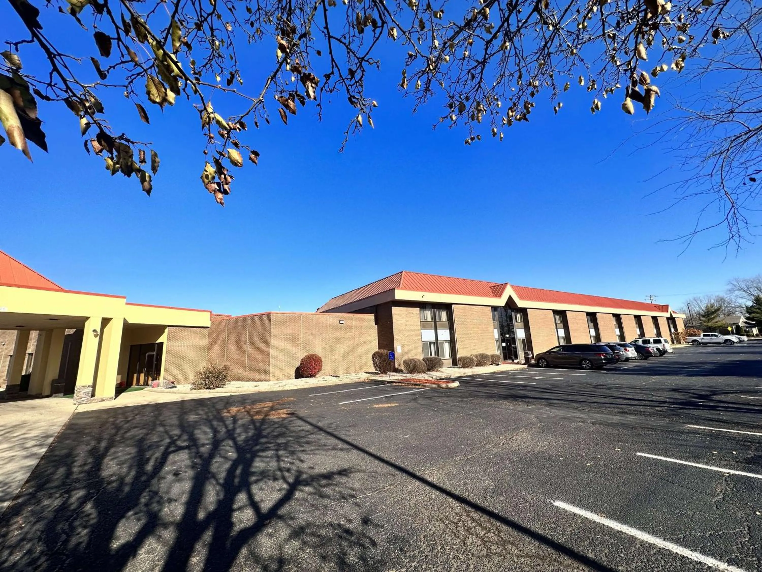 Property building in Super 8 by Wyndham Harrison OH