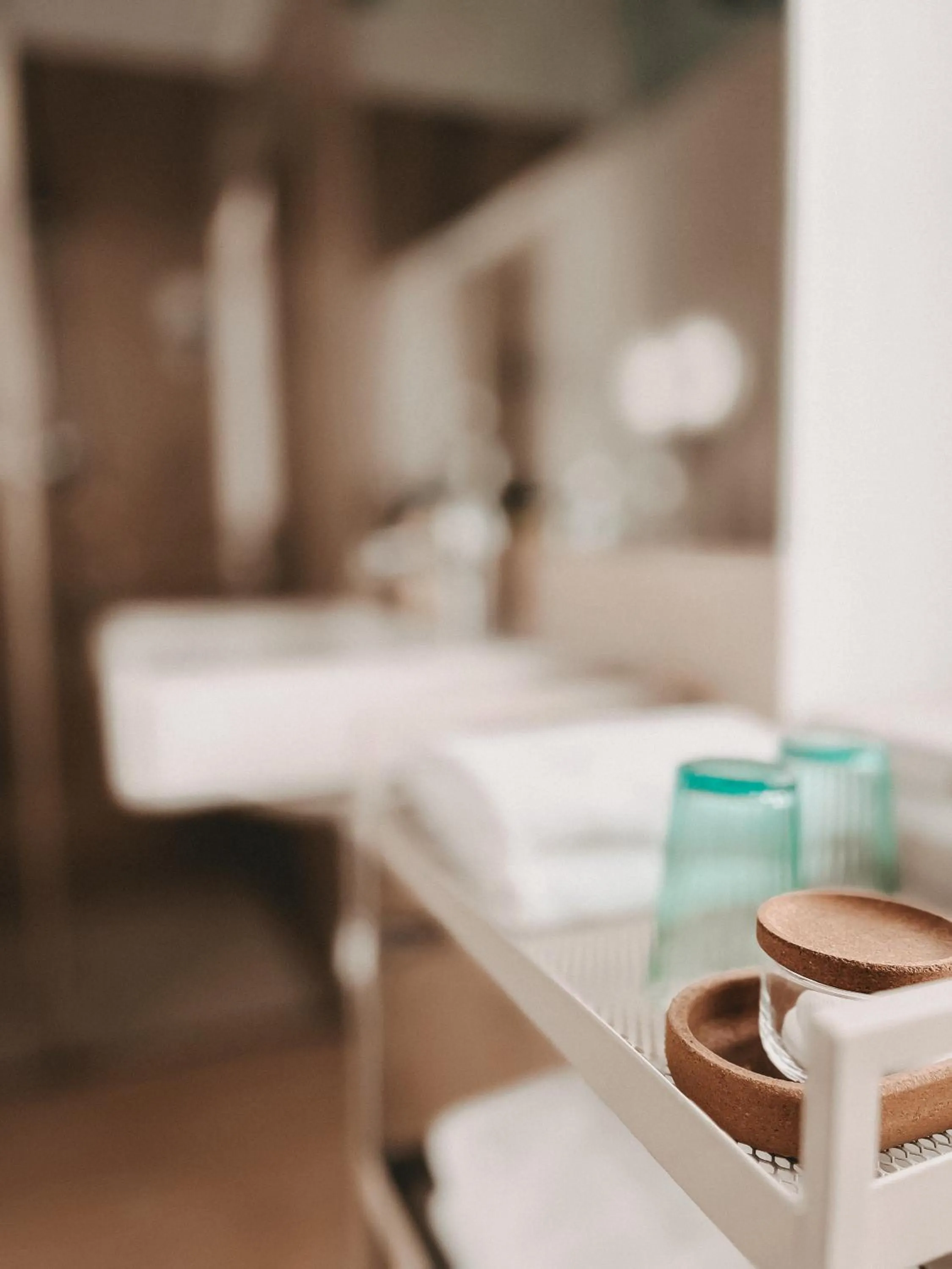 Bed in Schwarzes Haus