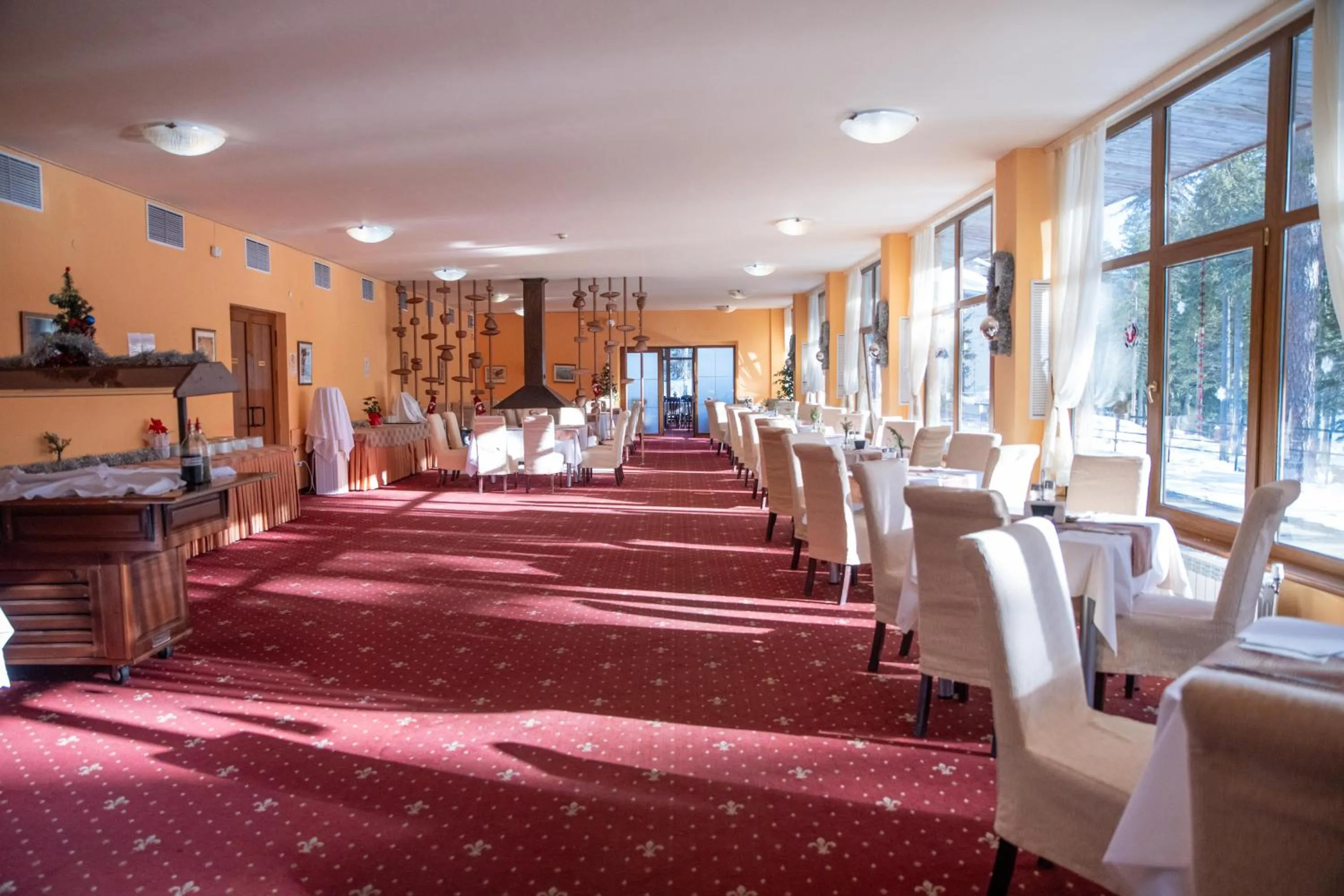 Restaurant/places to eat in Hotel Borovets Edelweiss