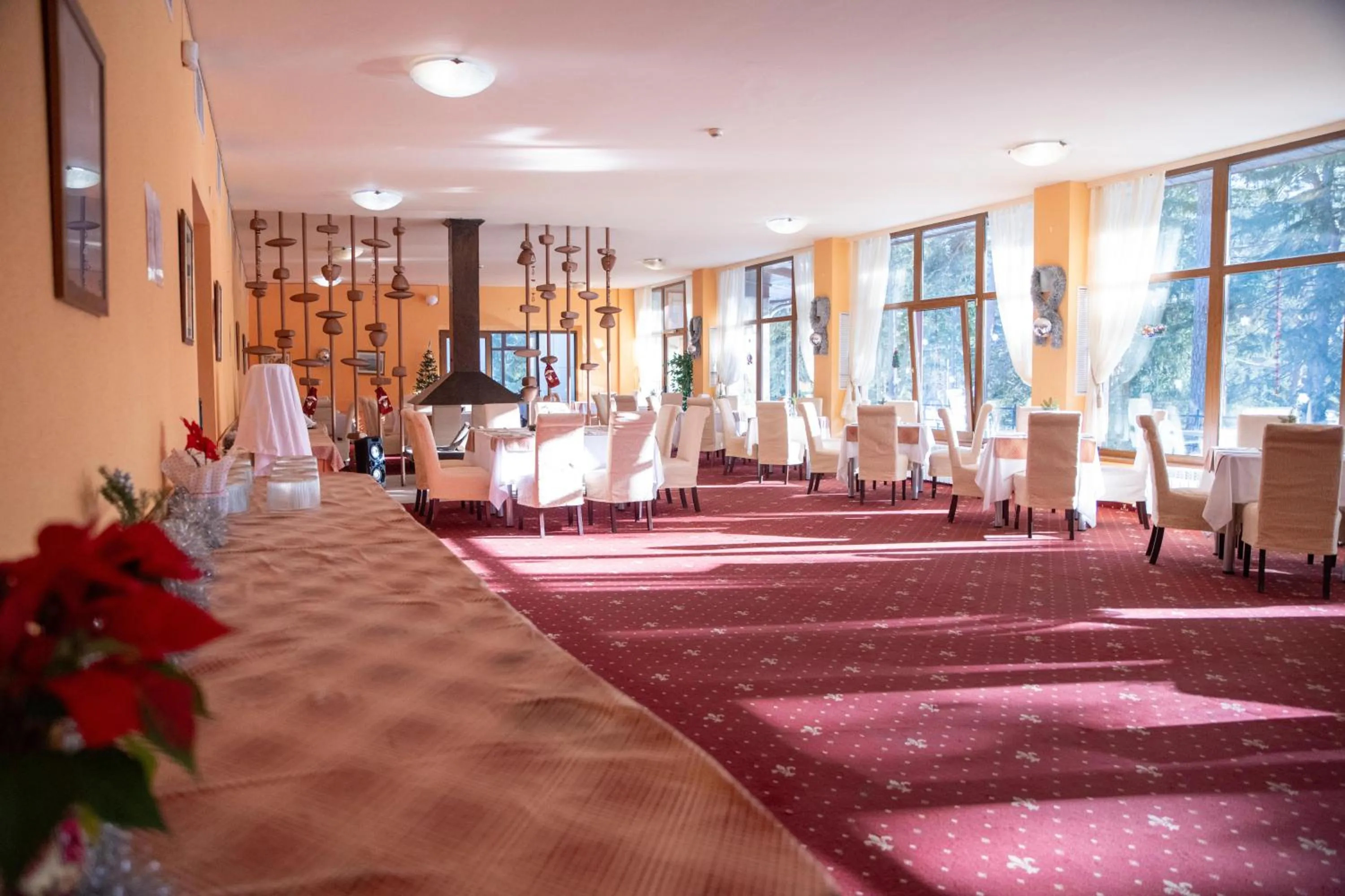 Restaurant/places to eat in Hotel Borovets Edelweiss