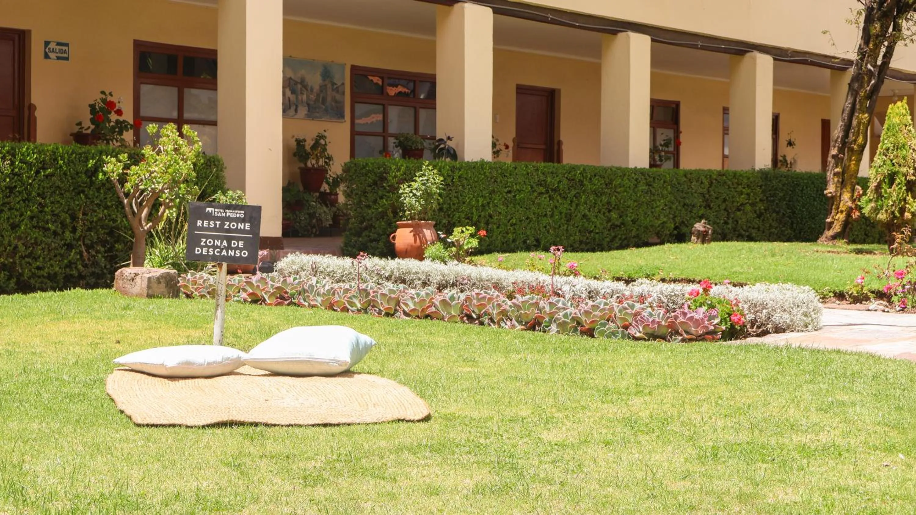 Property building in Hotel Monasterio San Pedro