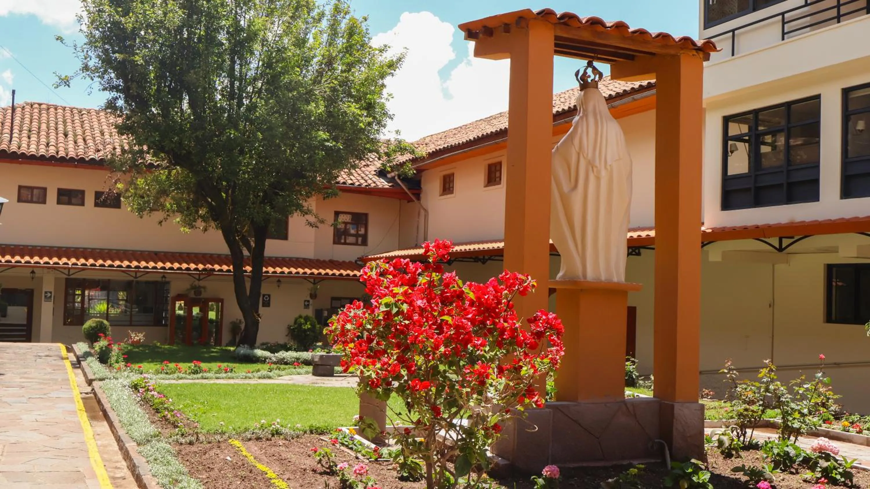 Spring in Hotel Monasterio San Pedro