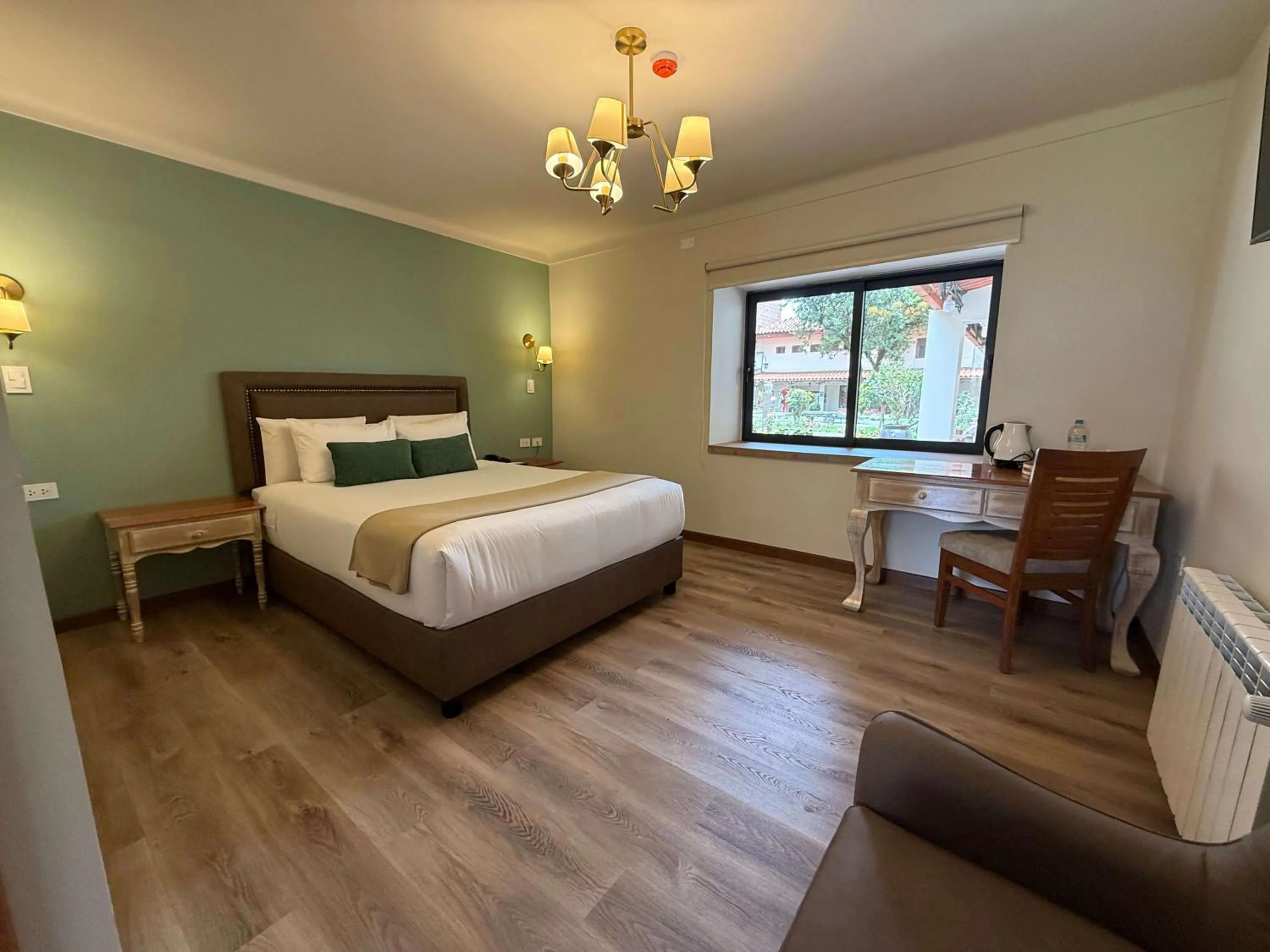 Bed in Hotel Monasterio San Pedro