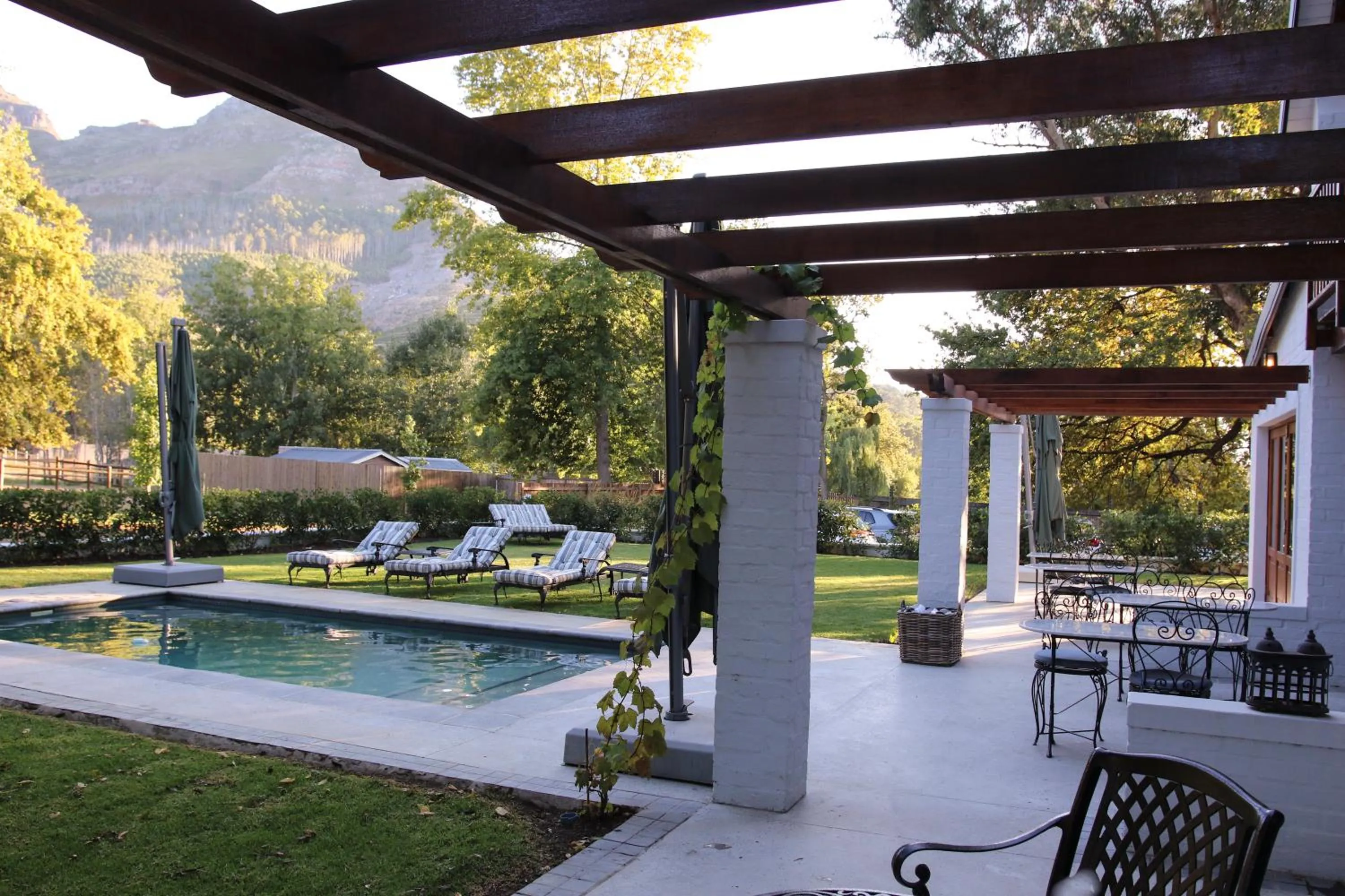 Patio in Simonzicht Guest House