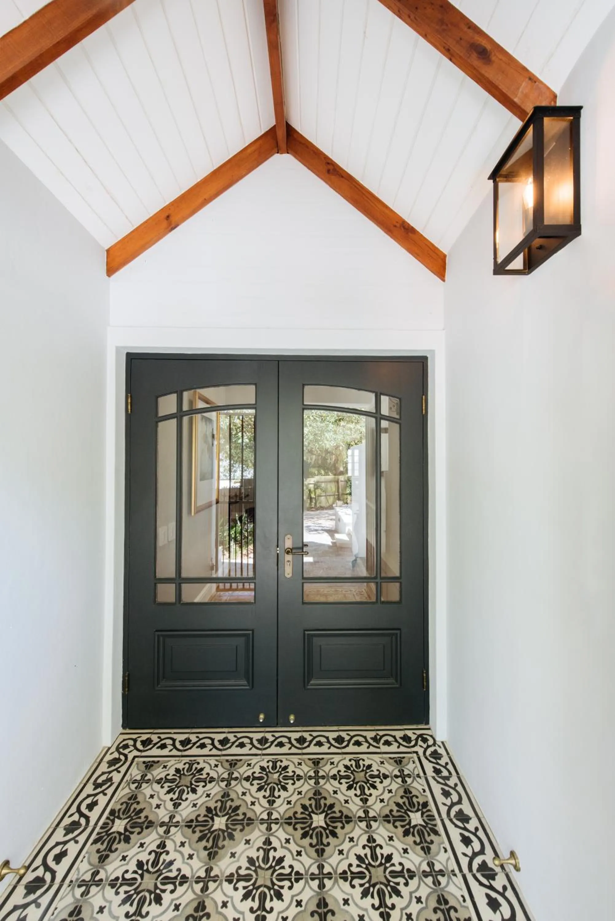 Facade/entrance in Simonzicht Guest House