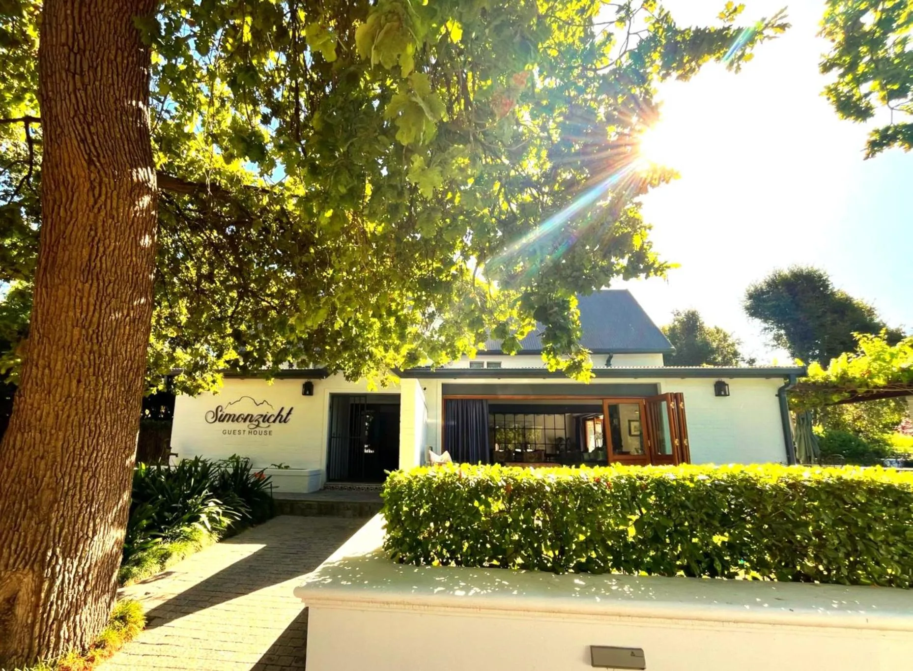 Property building in Simonzicht Guest House