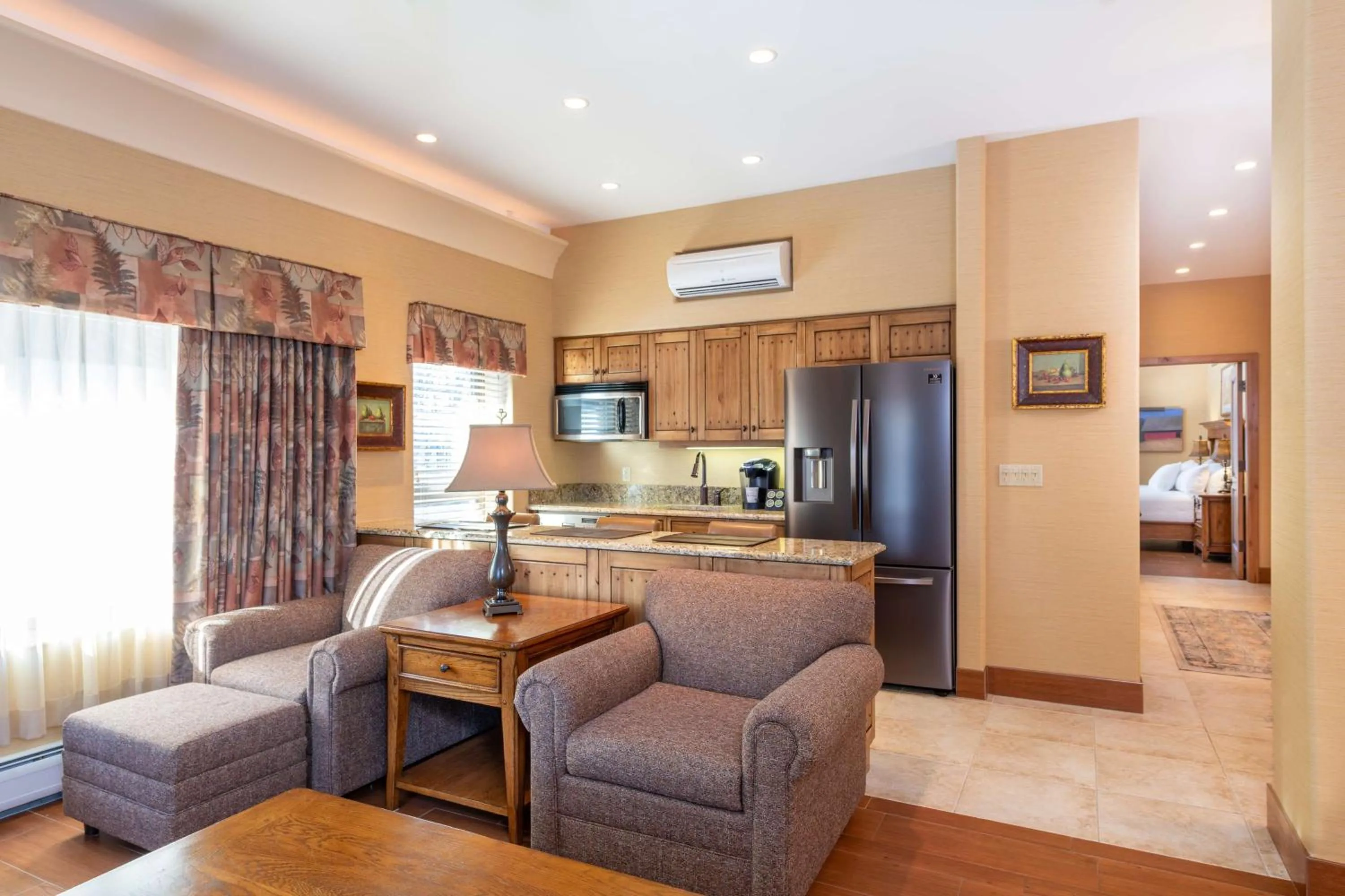 Kitchen or kitchenette in Best Western Plus Waterbury - Stowe