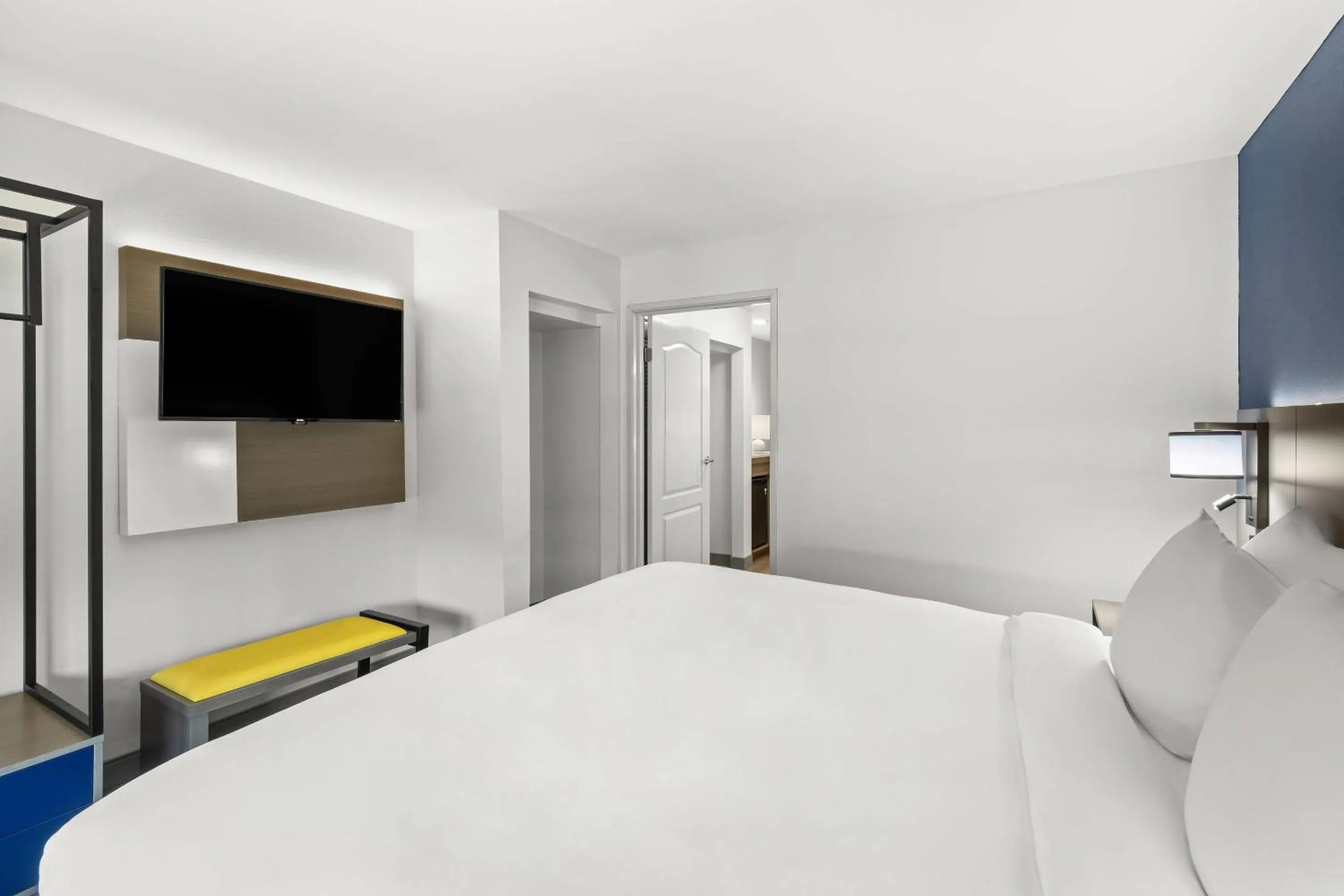 Bedroom, Bed in Comfort Inn & Suites Rome South