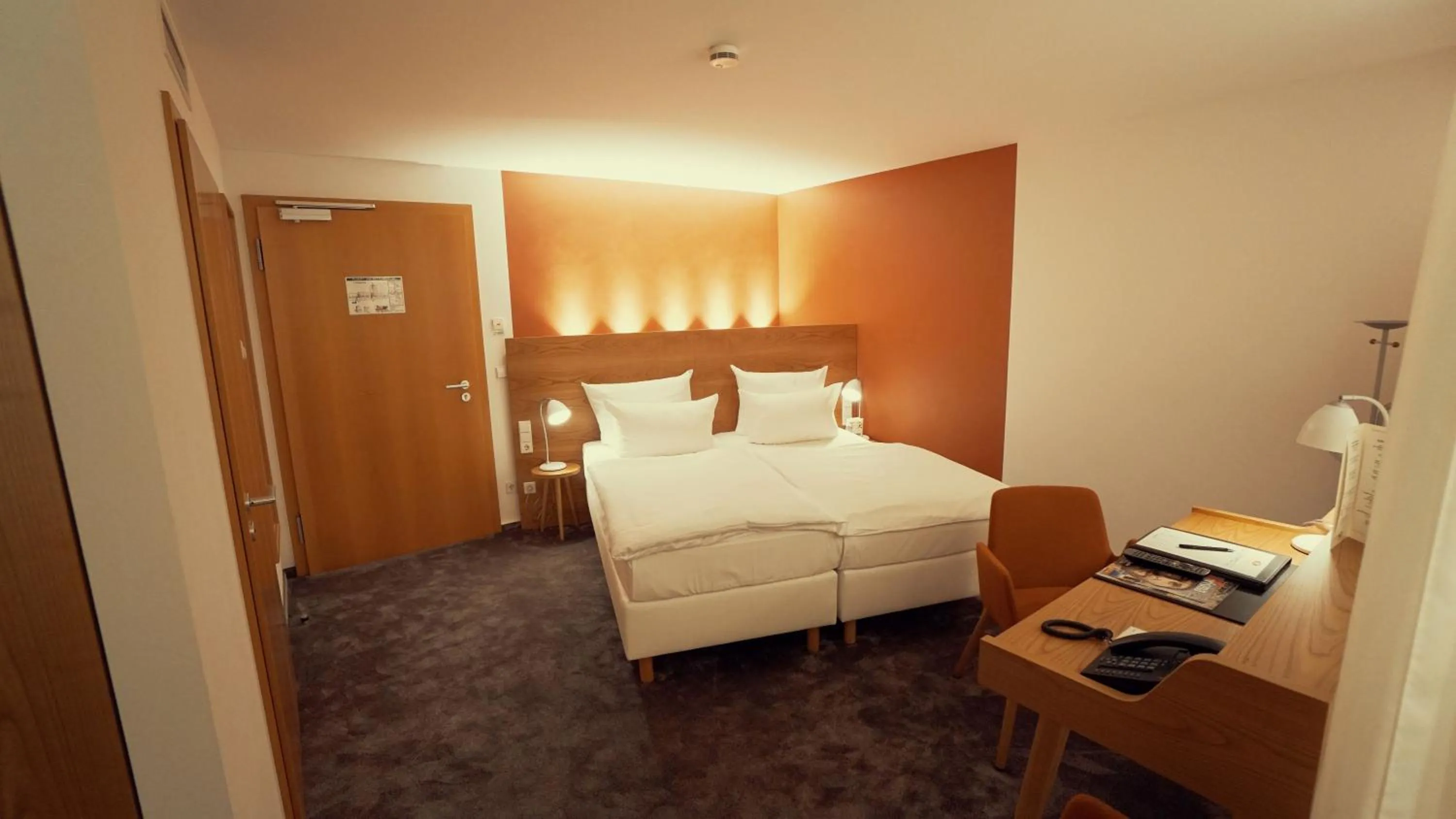 Bedroom, Bed in Hotel Adler Asperg