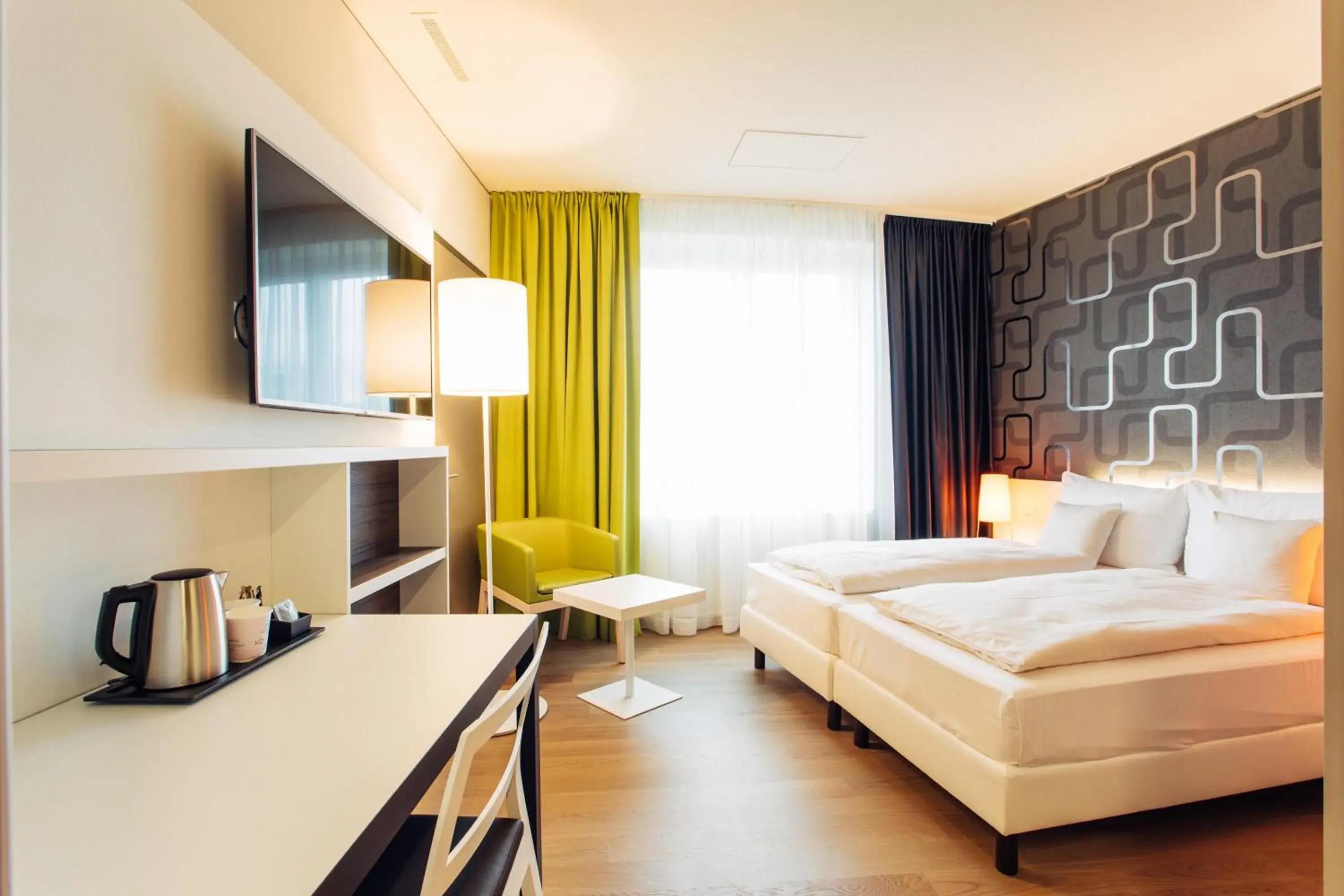 Standard Double or Twin Room in harry's home Zürich-Wallisellen Standard Double or Twin Room in harry's home Zürich-Wallisellen