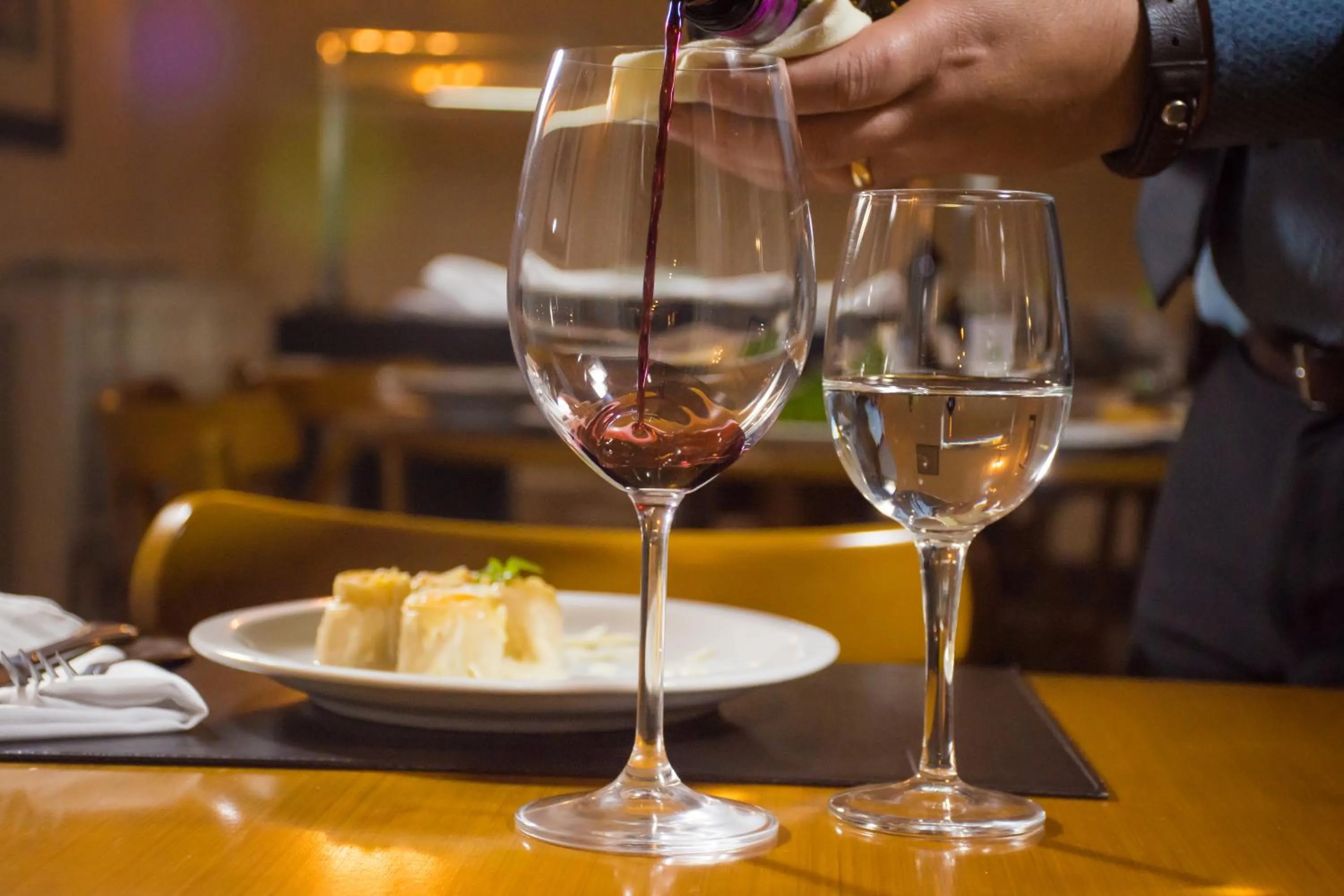 Restaurant/places to eat in Hotel Escola Bela Vista