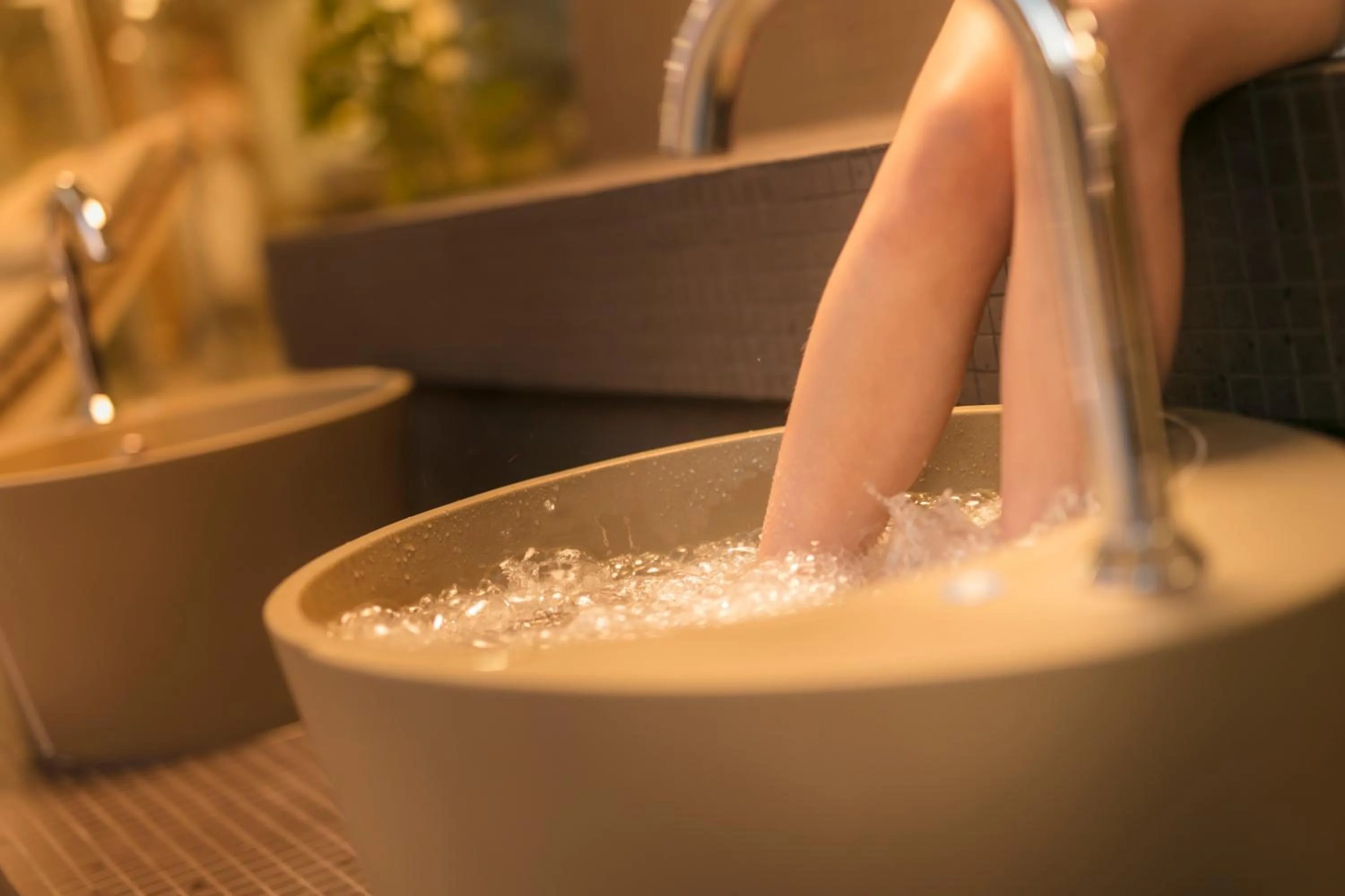 Hot Tub in Lifestyle & Spa Hotel Grächerhof