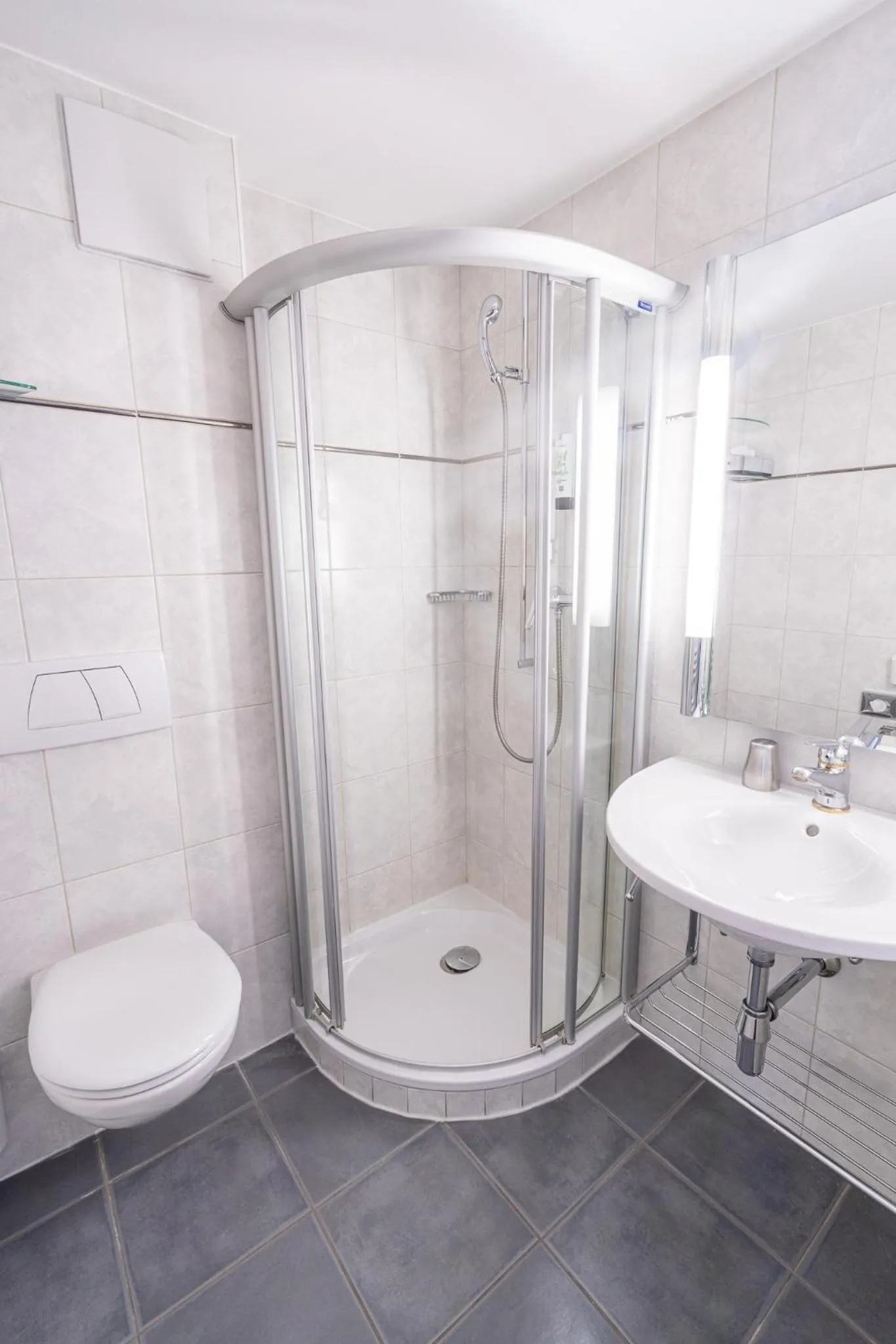 Shower in Lifestyle & Spa Hotel Grächerhof