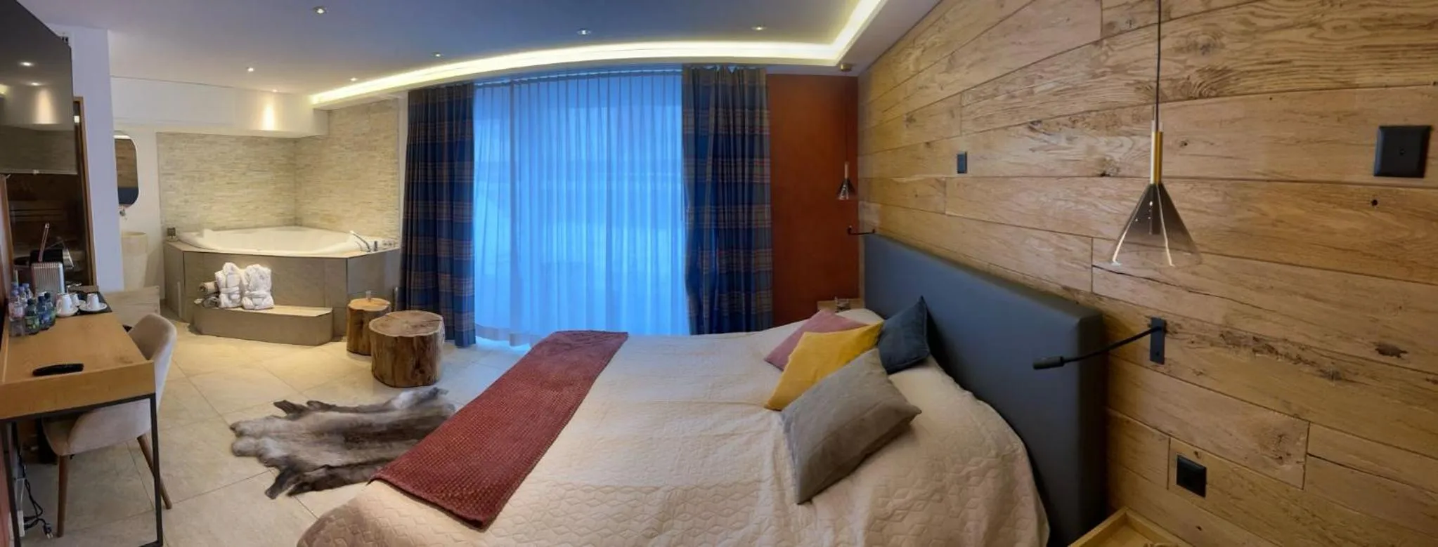 Photo of the whole room in Lifestyle & Spa Hotel Grächerhof