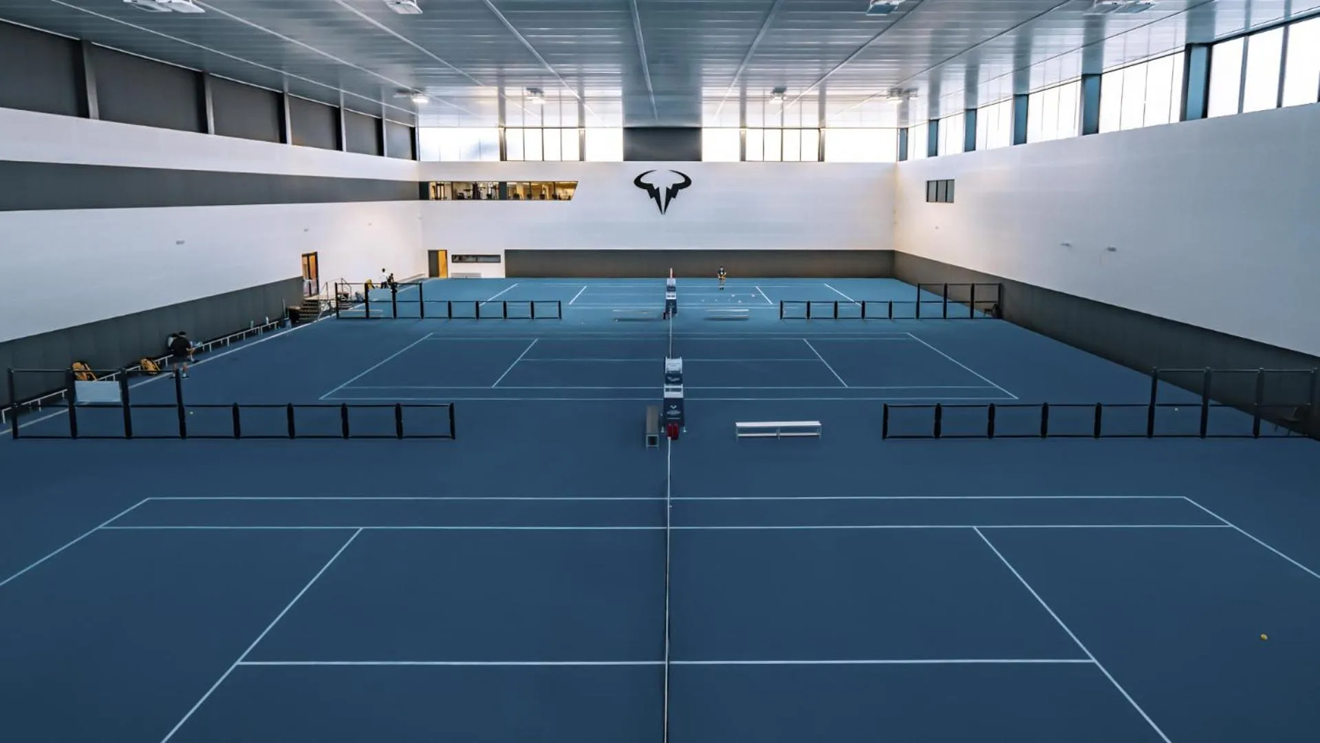 Tennis court in Rafa Nadal Residence