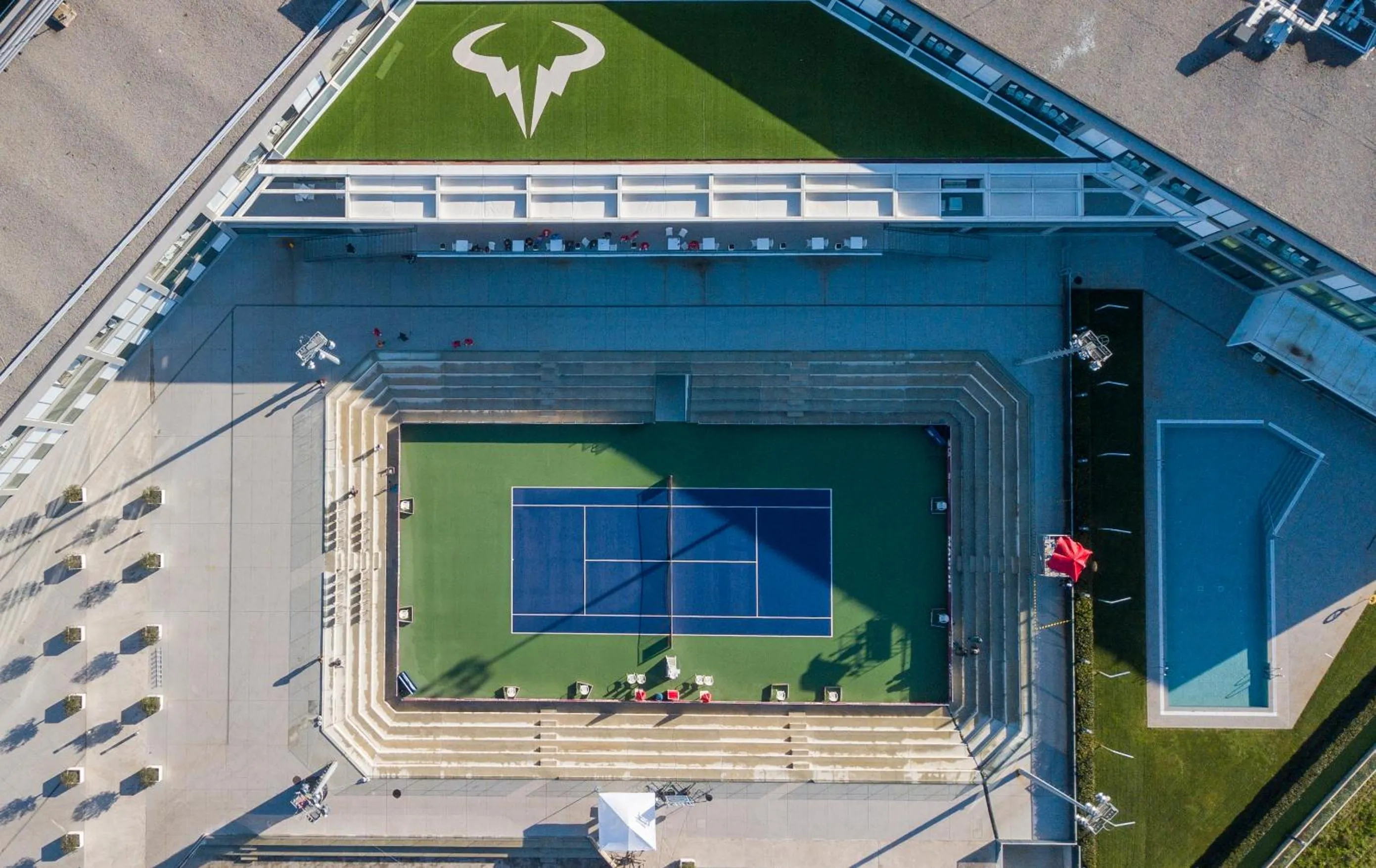 Tennis court in Rafa Nadal Residence