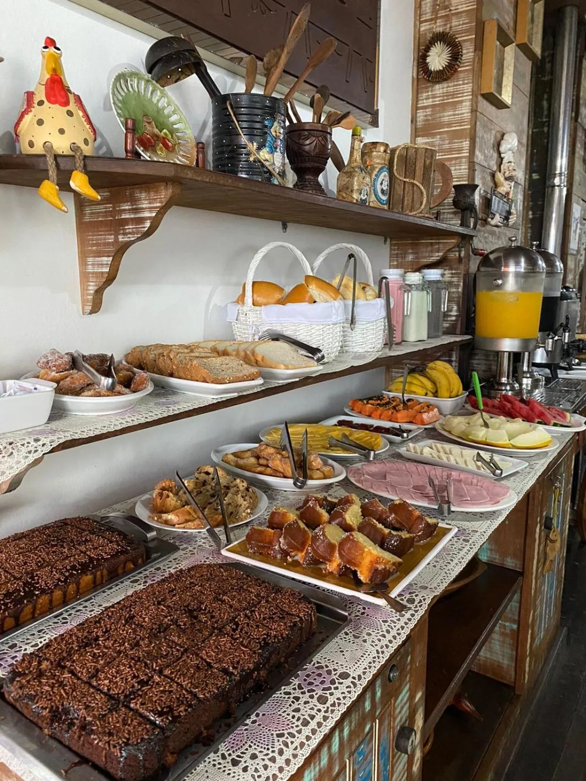 Breakfast in Pousada Casa do Luiggi