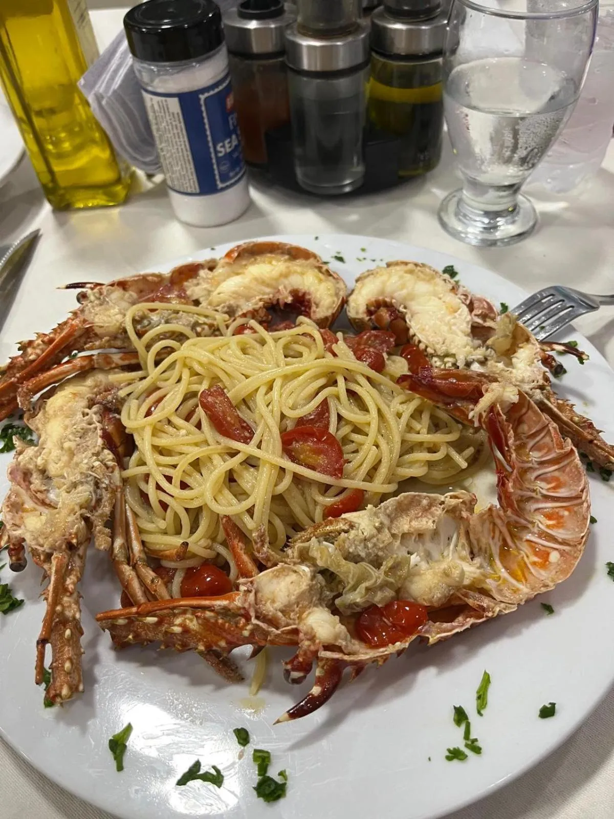 Food and drinks in Hotel Restaurant Hamilton