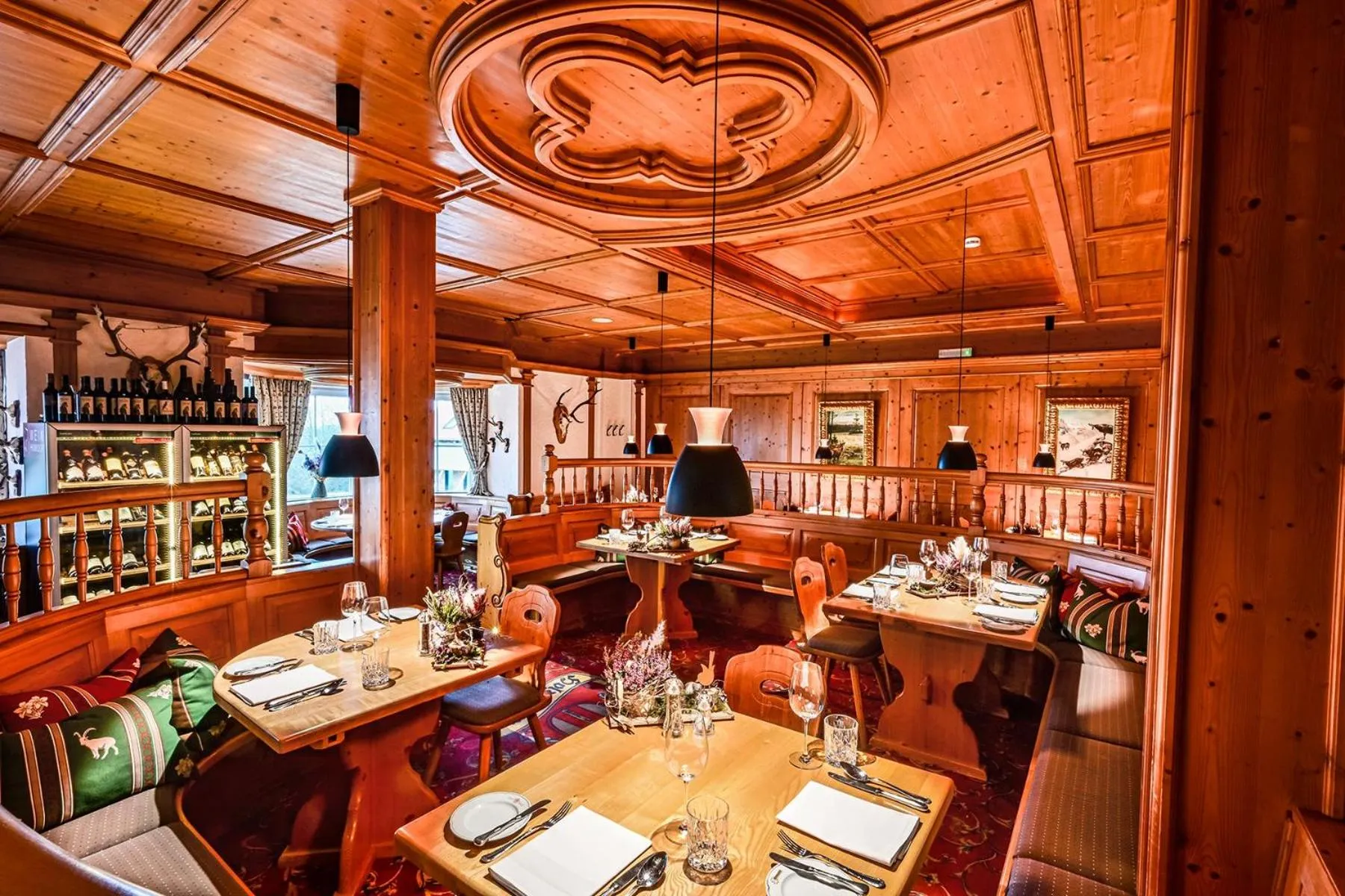 Restaurant/places to eat in Schloss Hotel Holzrichter