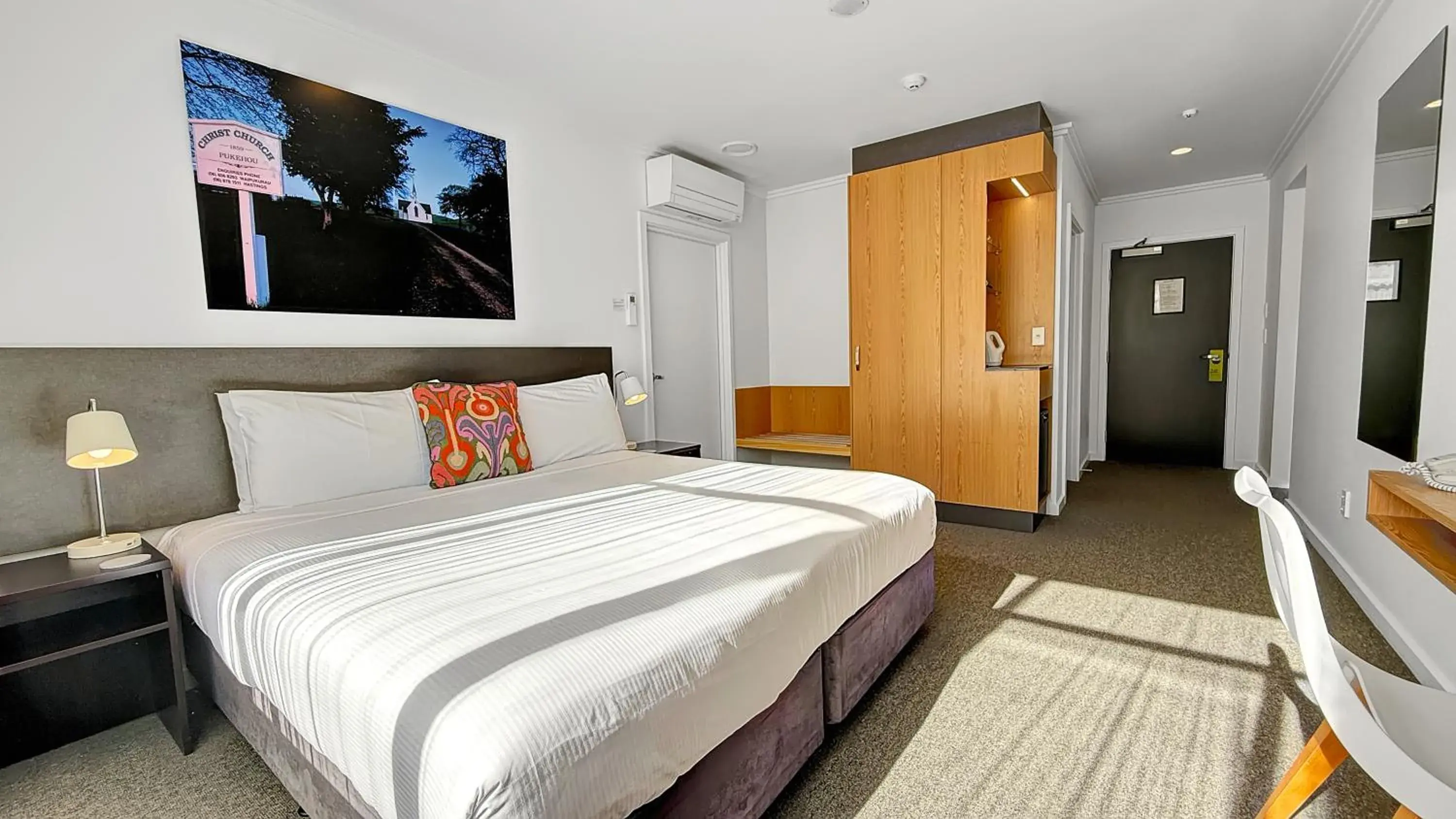 Deluxe King Studio in expressotel Deluxe King Studio in expressotel