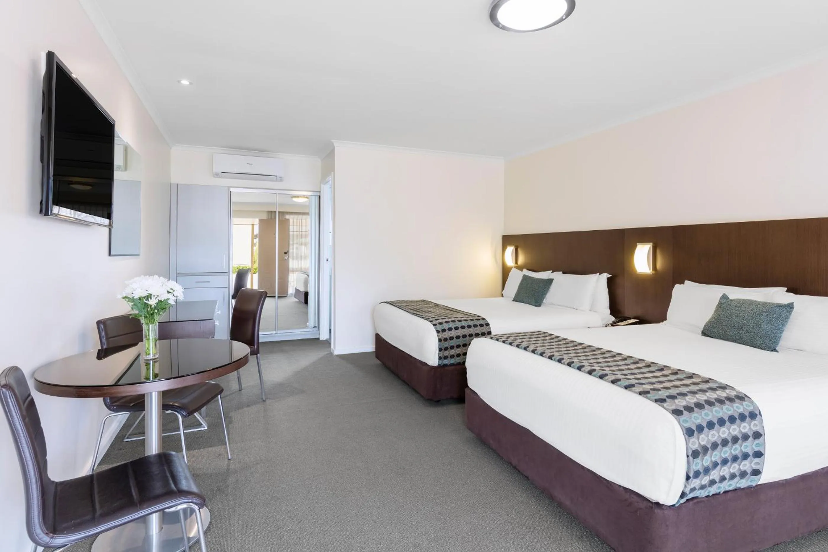 Bedroom, Bed in Mercure Wagga Wagga