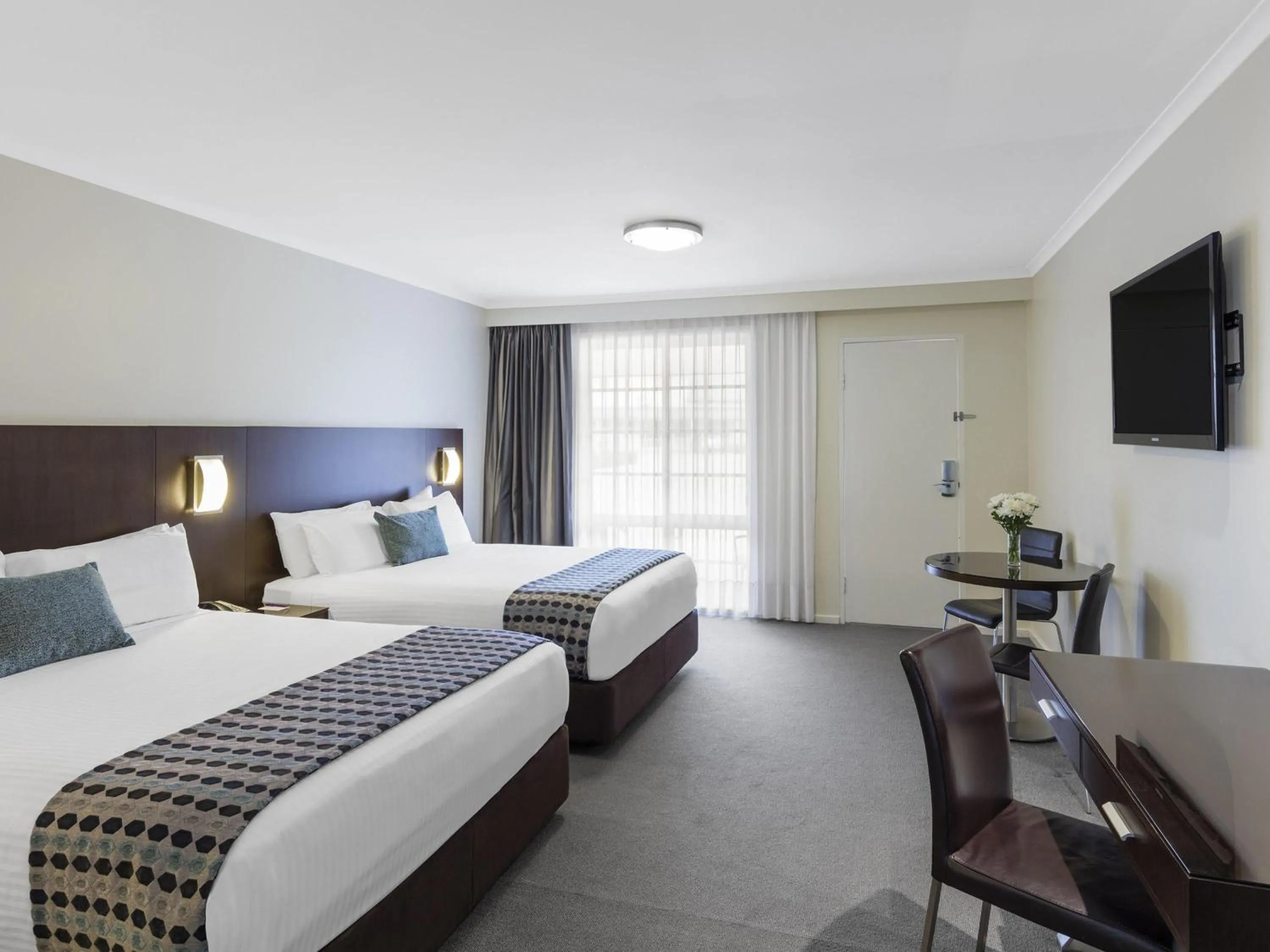 Bedroom, Bed in Mercure Wagga Wagga