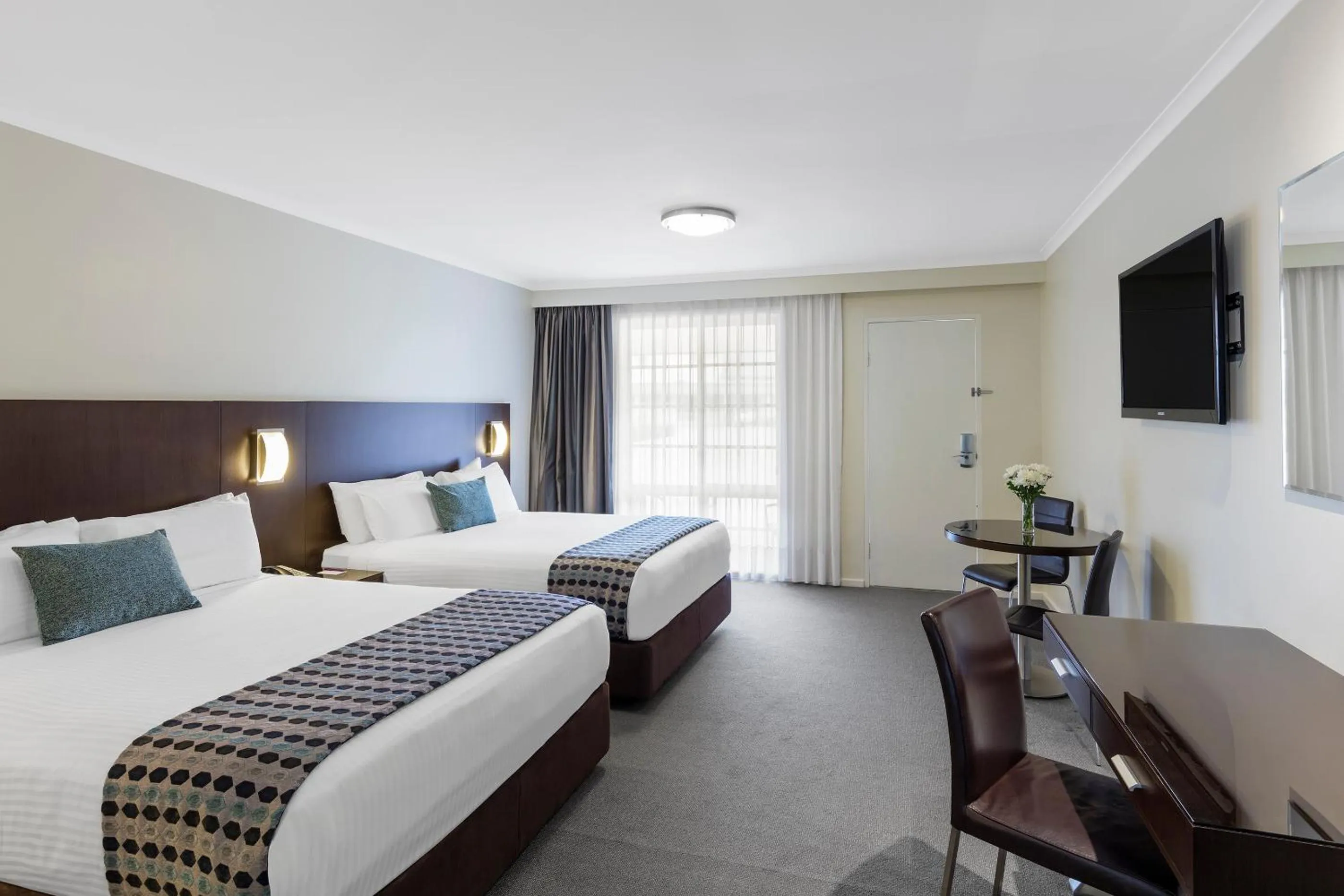 Bedroom, Bed in Mercure Wagga Wagga