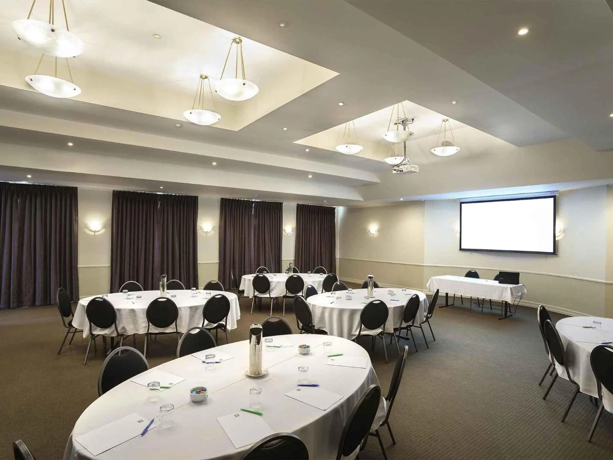 Meeting/conference room in ibis Styles Tamworth