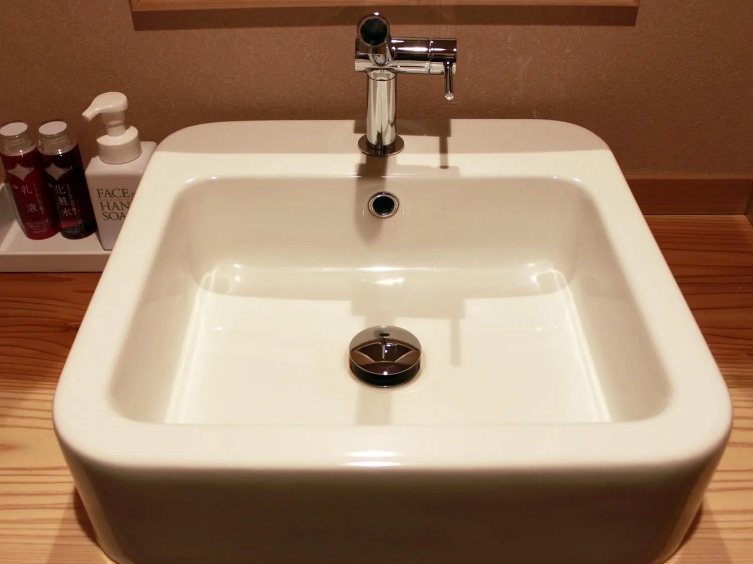 Toilet in Yamagataya