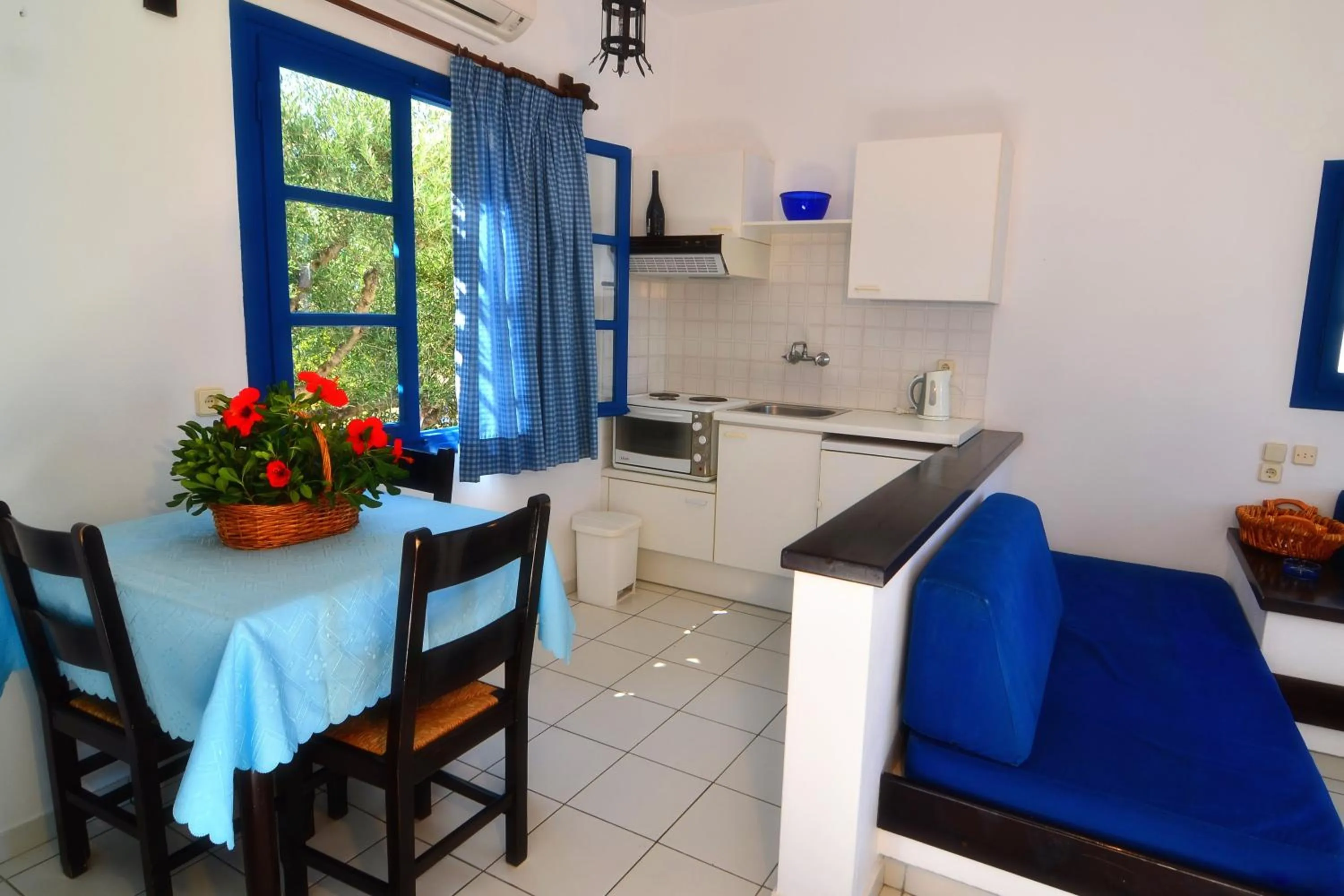 Day in Sirius Apartments