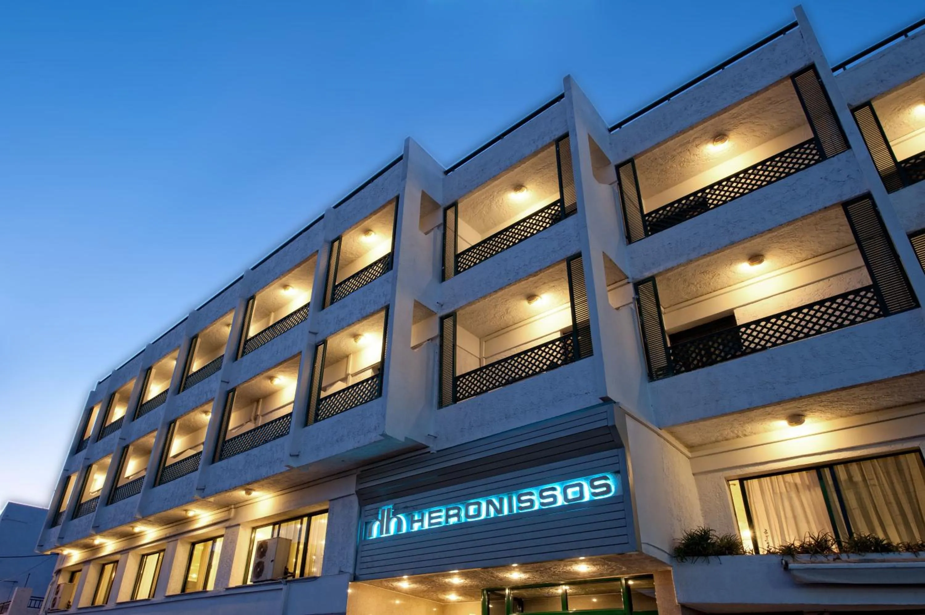 Facade/entrance in Heronissos Hotel
