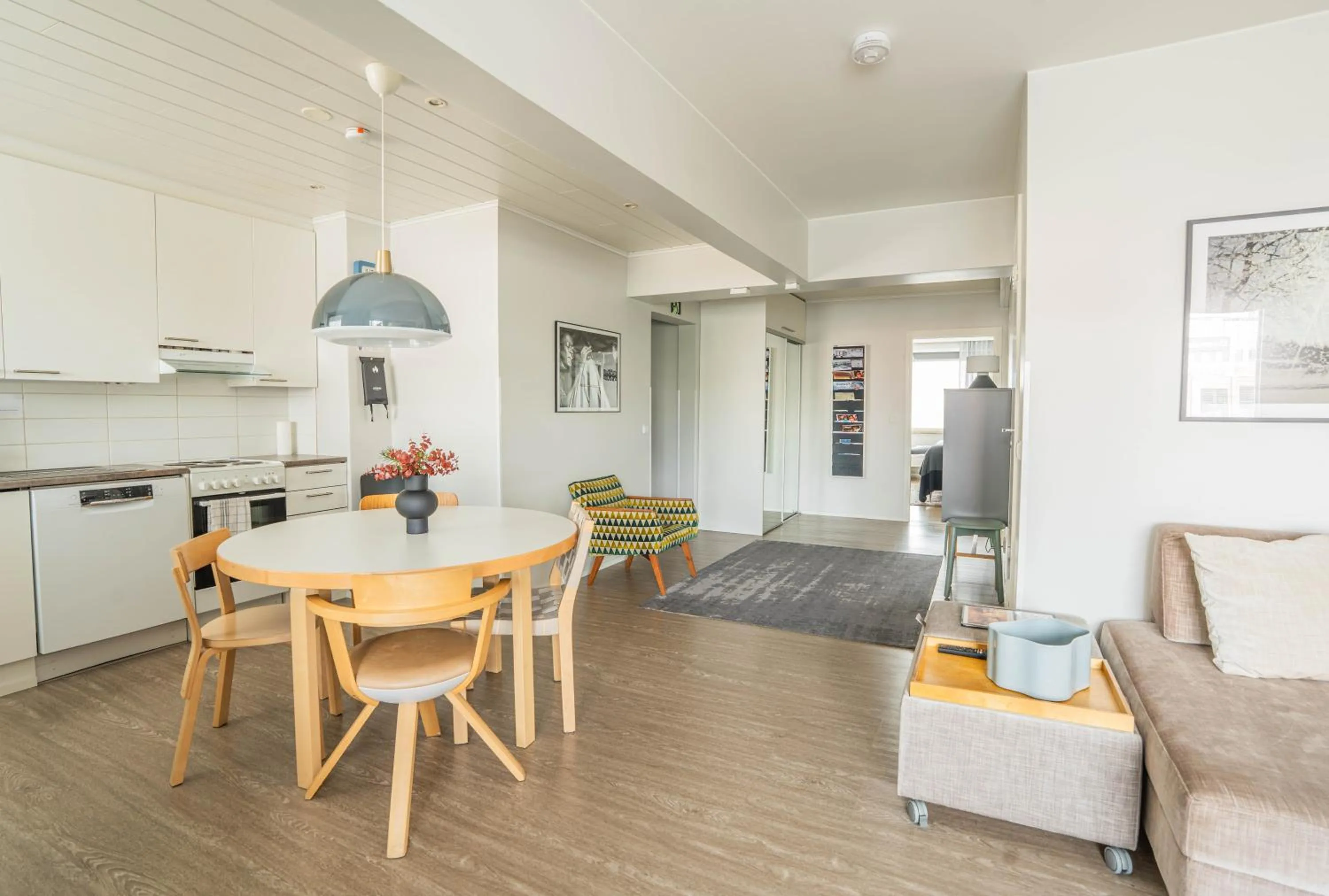 Seating area in The Luxury Downtown Rovaniemi with sauna