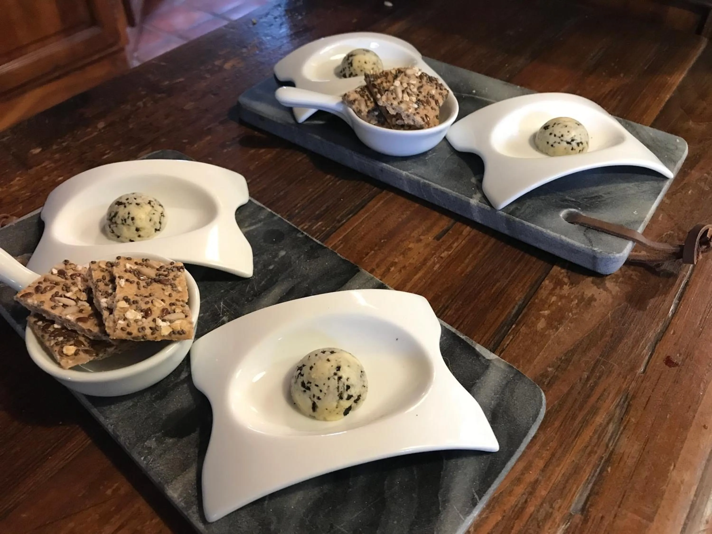 Dinner in Domaine du Manoir