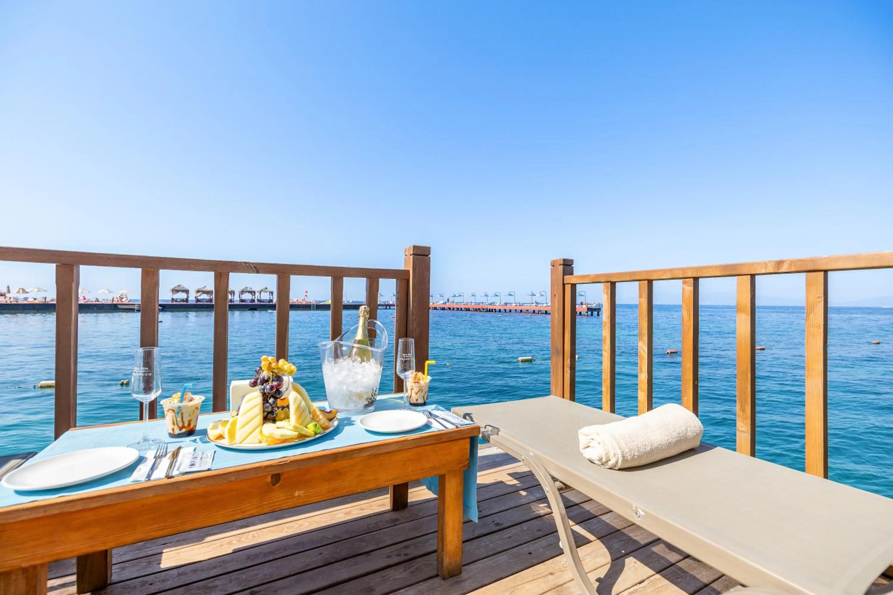 Balcony/Terrace in INFINITY BY YELKEN AQUAPARK&RESORTS KUŞADASI