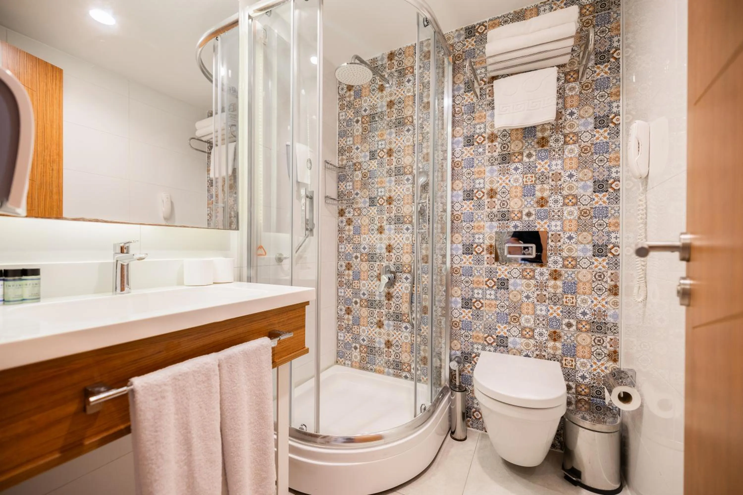 Shower in INFINITY BY YELKEN AQUAPARK&RESORTS KUŞADASI