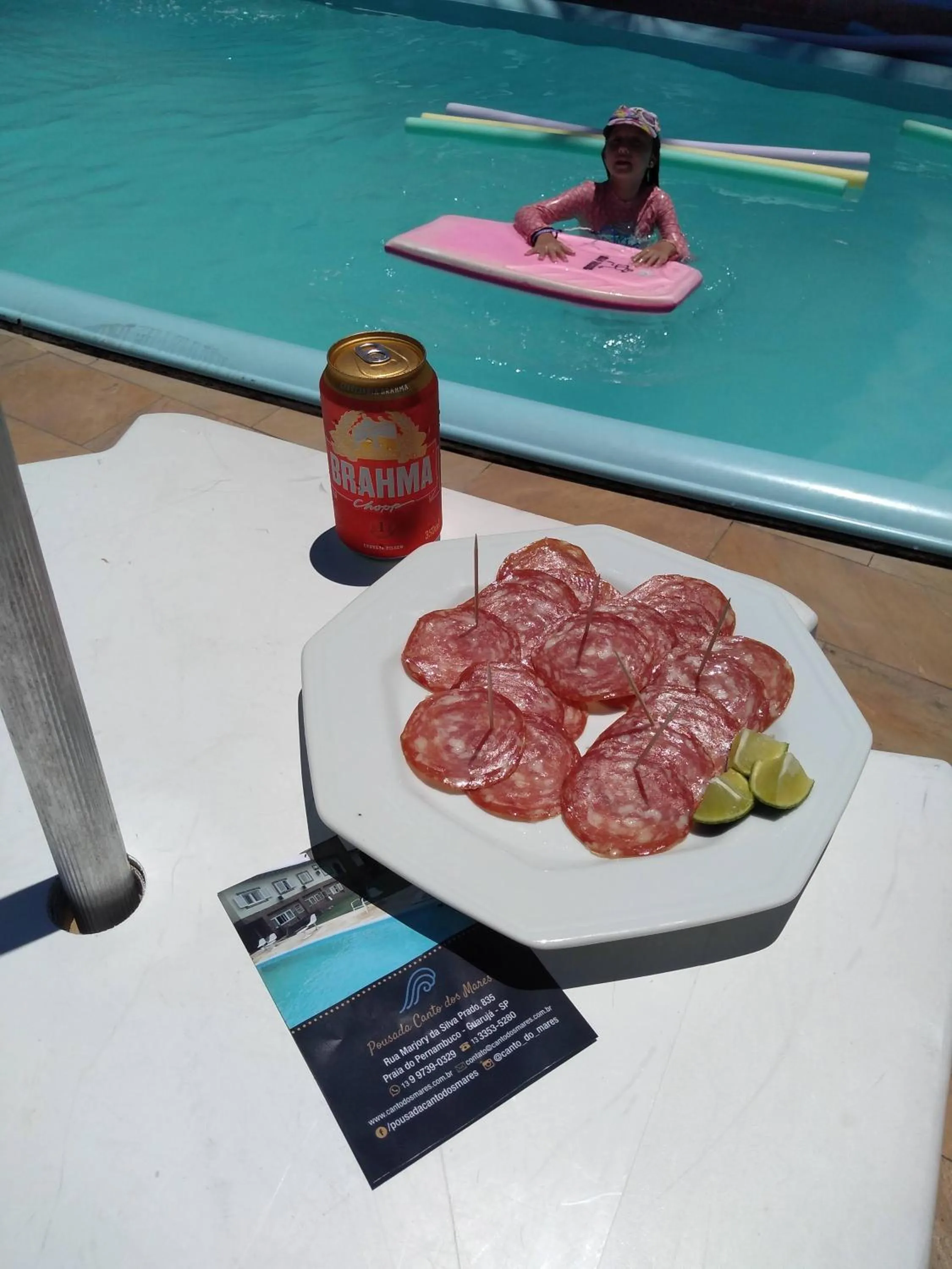 Swimming pool in Pousada Hotel Canto dos Mares