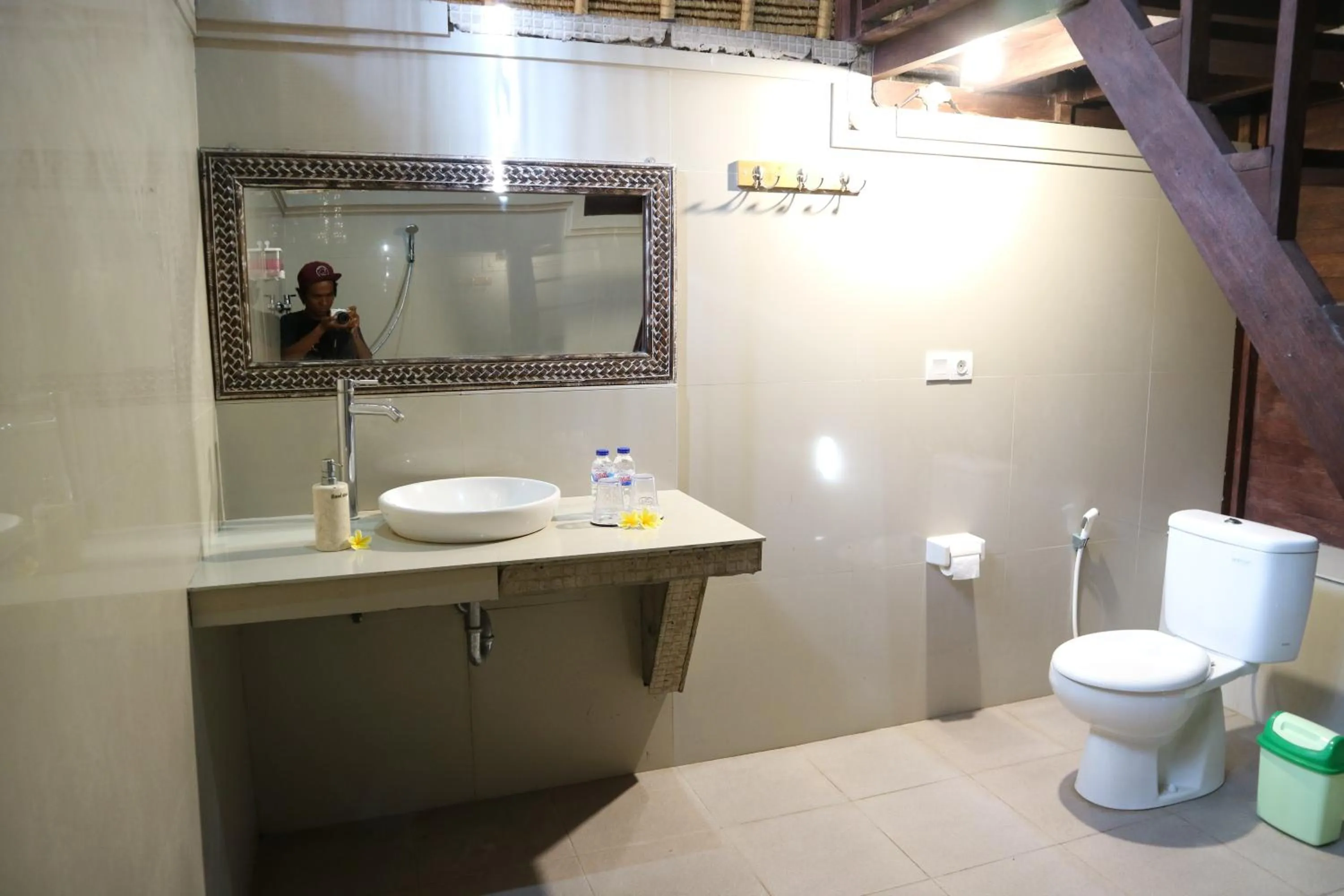 Shower in MolaMola House