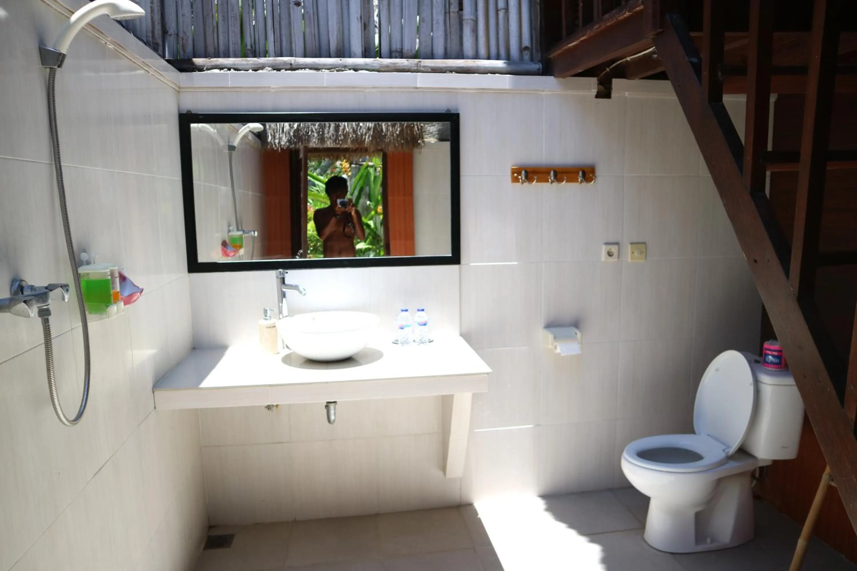 Shower in MolaMola House