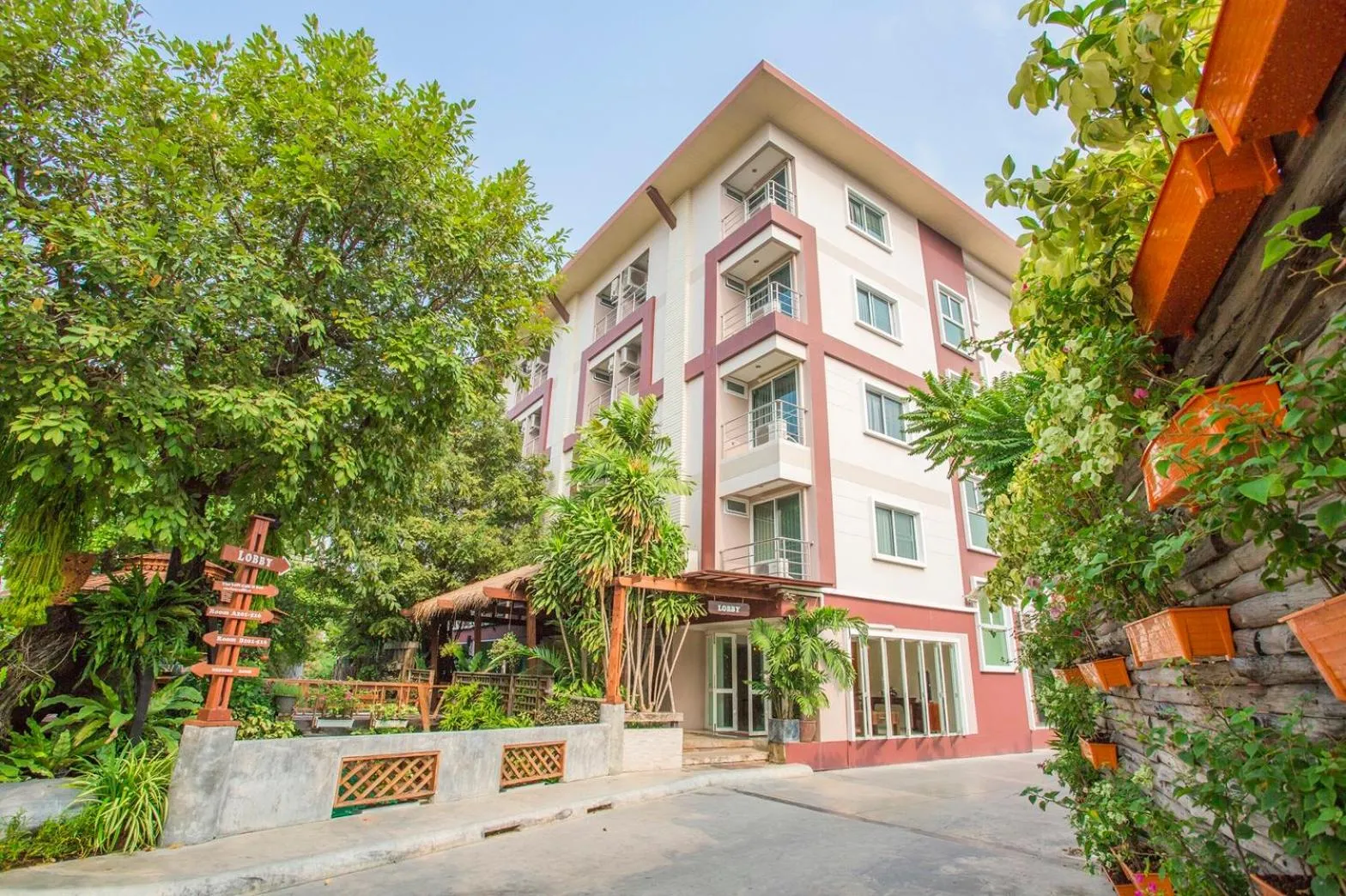 Facade/entrance in The Loft Resort Bangkok