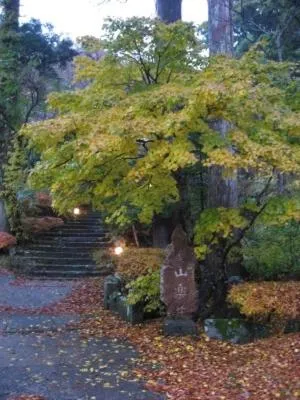 Area and facilities in Shukubo Kansho-in Temple Sanrakuso