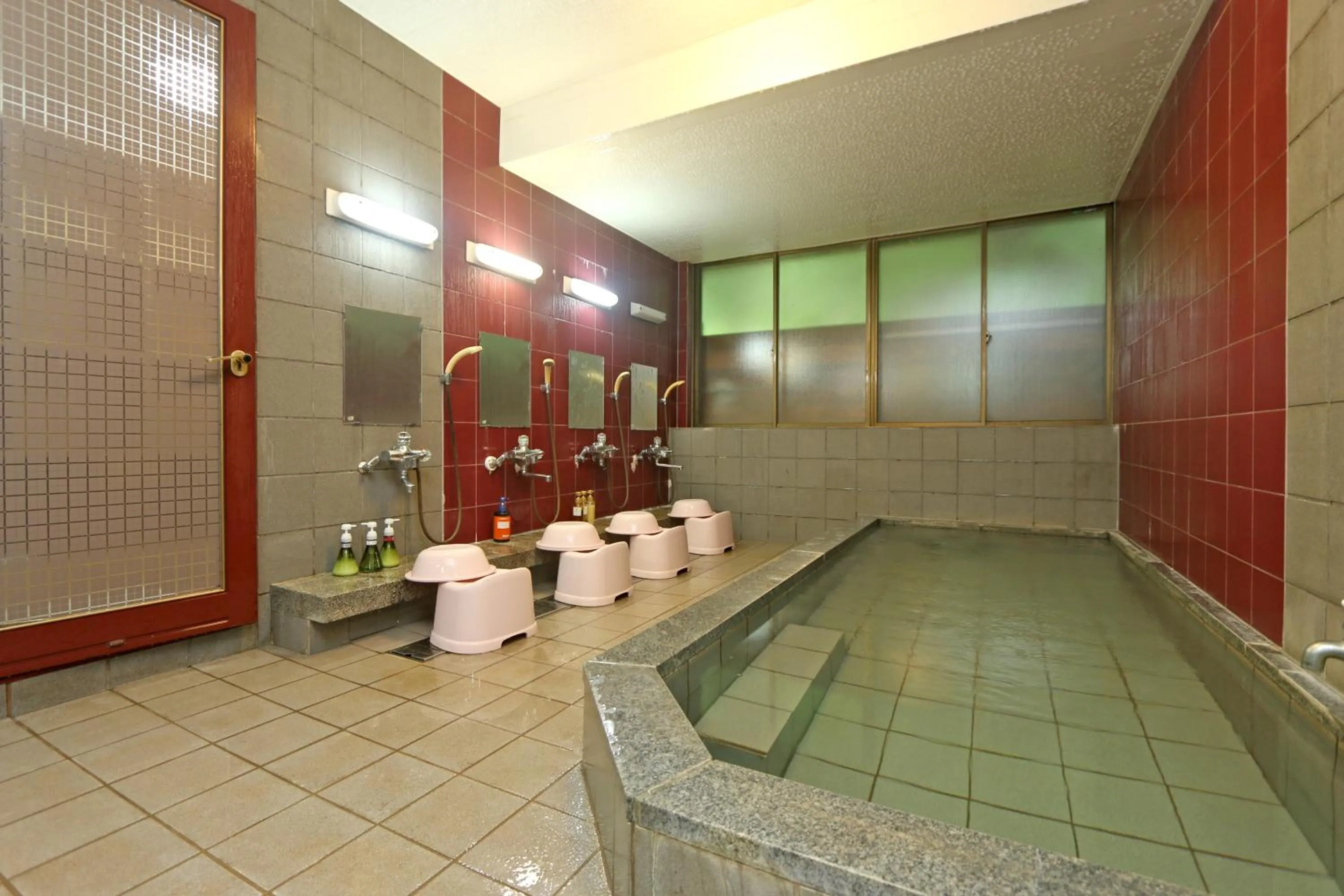 Spa and wellness centre/facilities in Shukubo Kansho-in Temple Sanrakuso