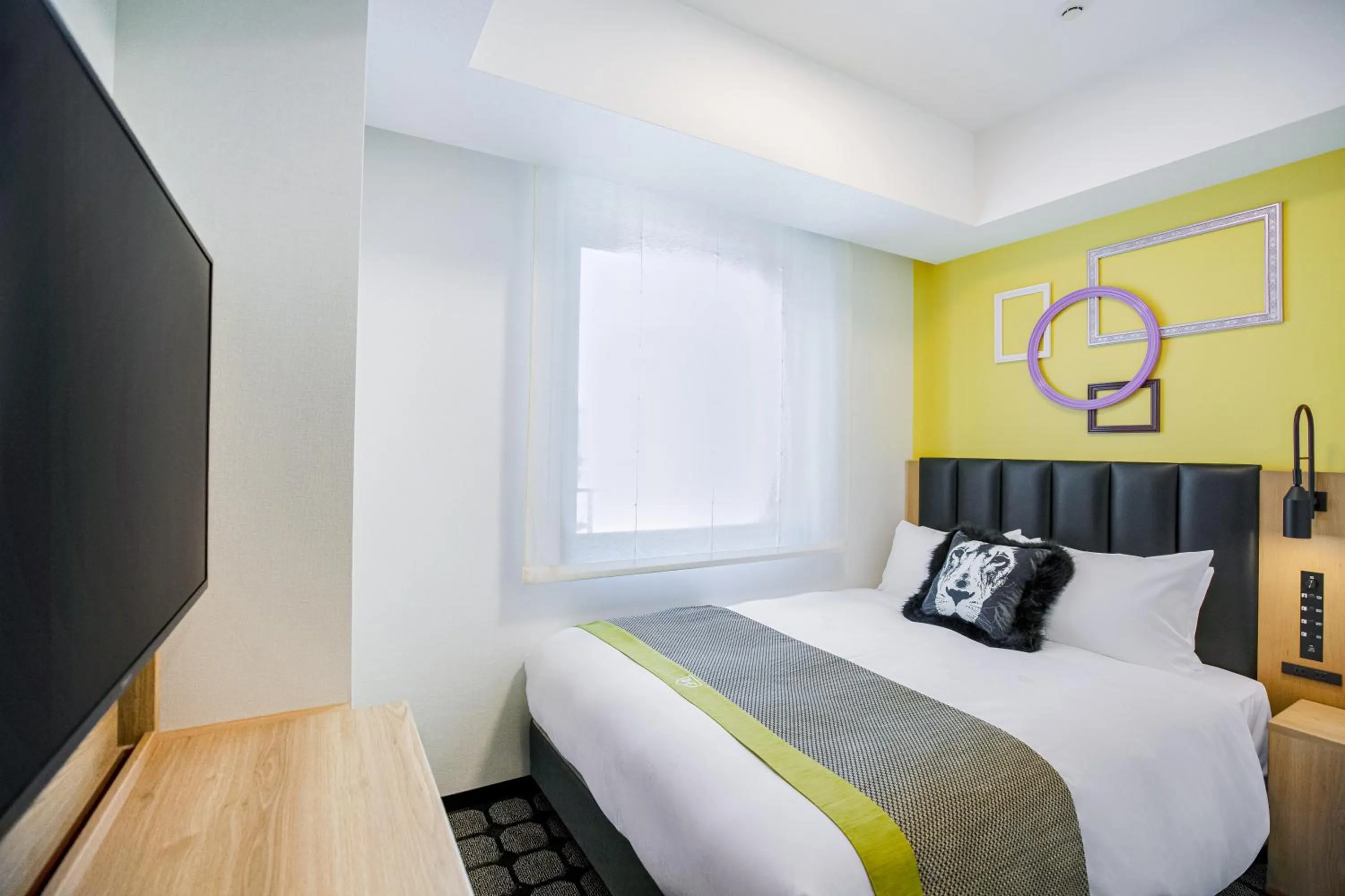 Photo of the whole room, Bed in The Royal Park Canvas - Osaka Kitahama