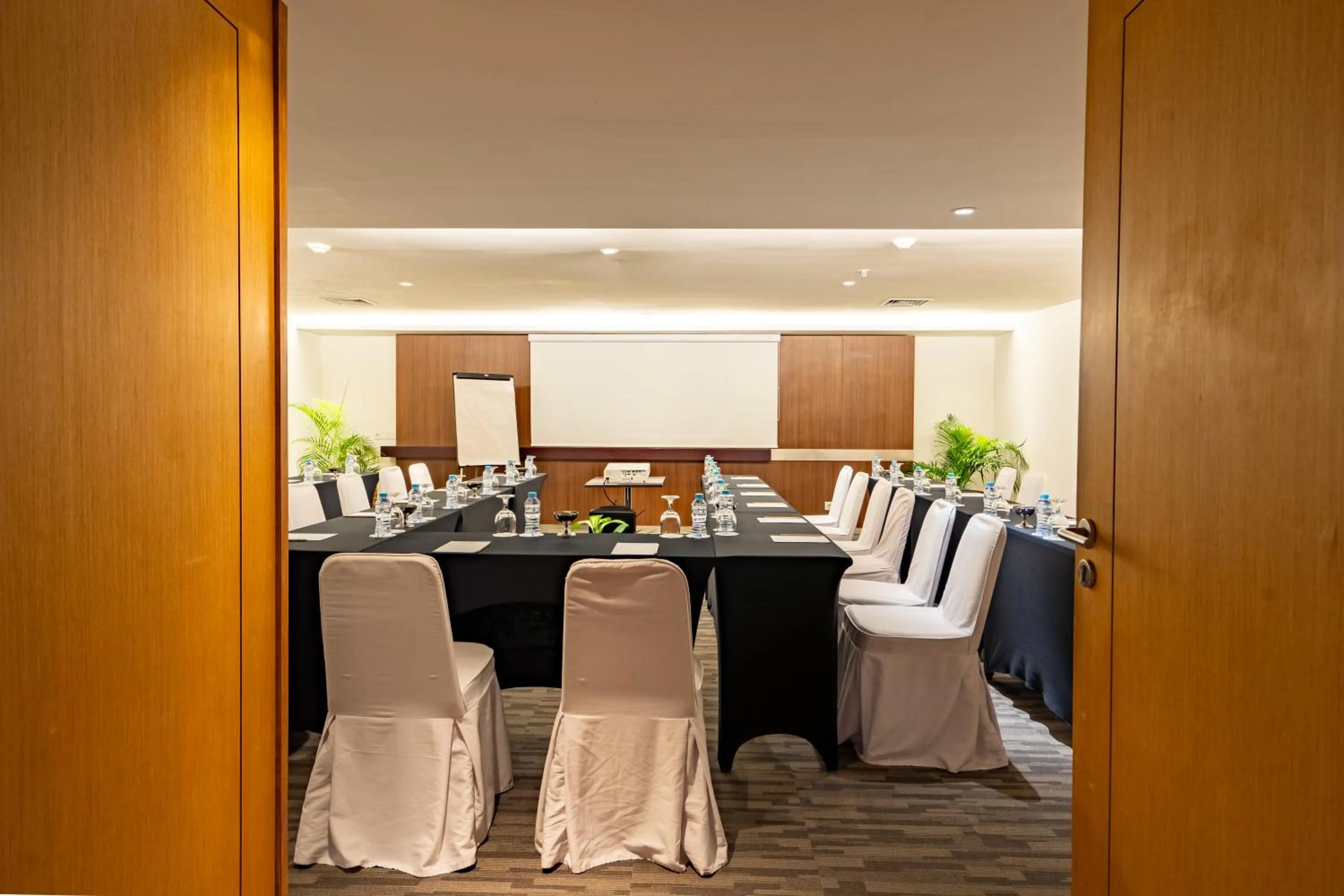Meeting/conference room in Bintang Kuta Hotel