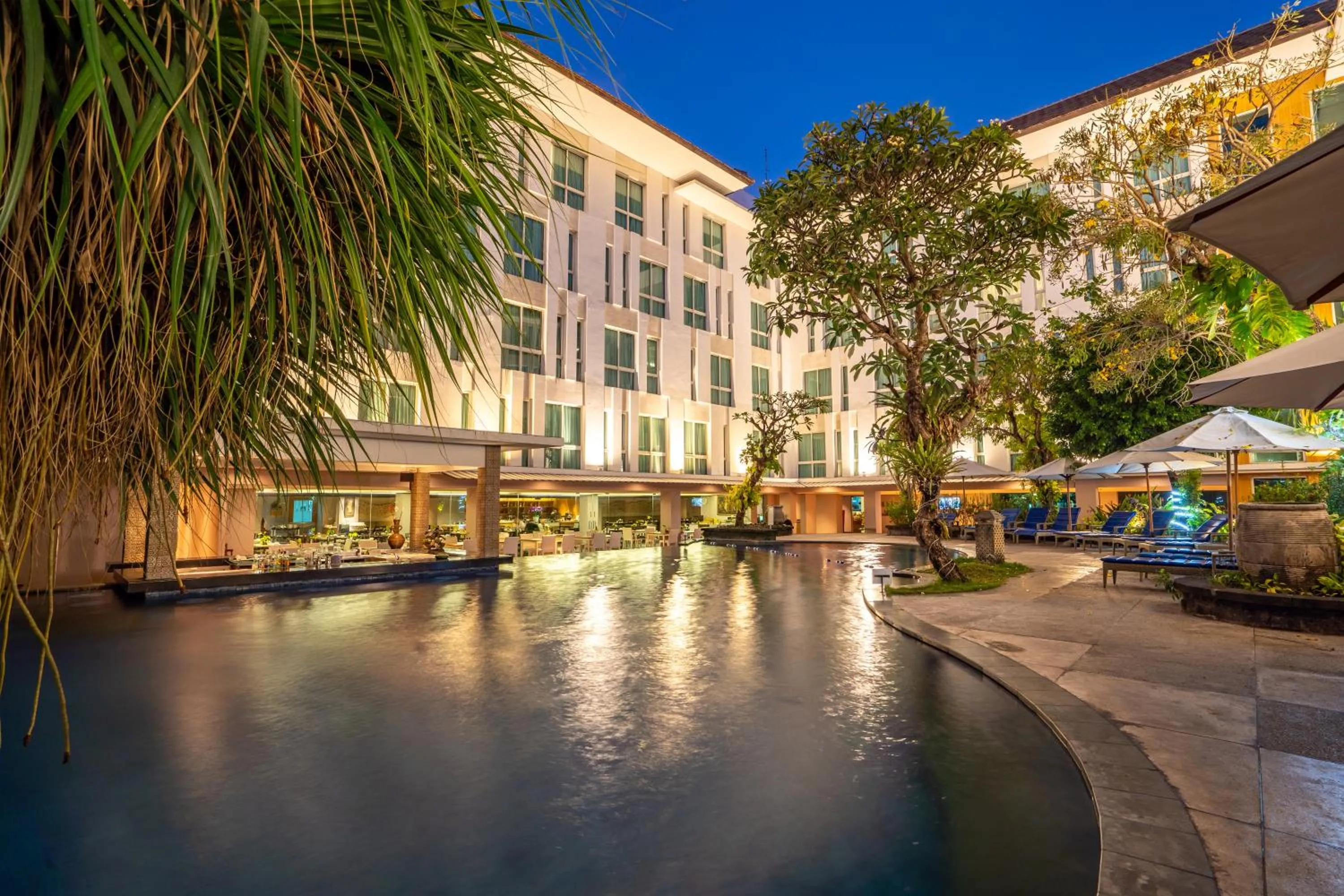 Swimming pool in Bintang Kuta Hotel