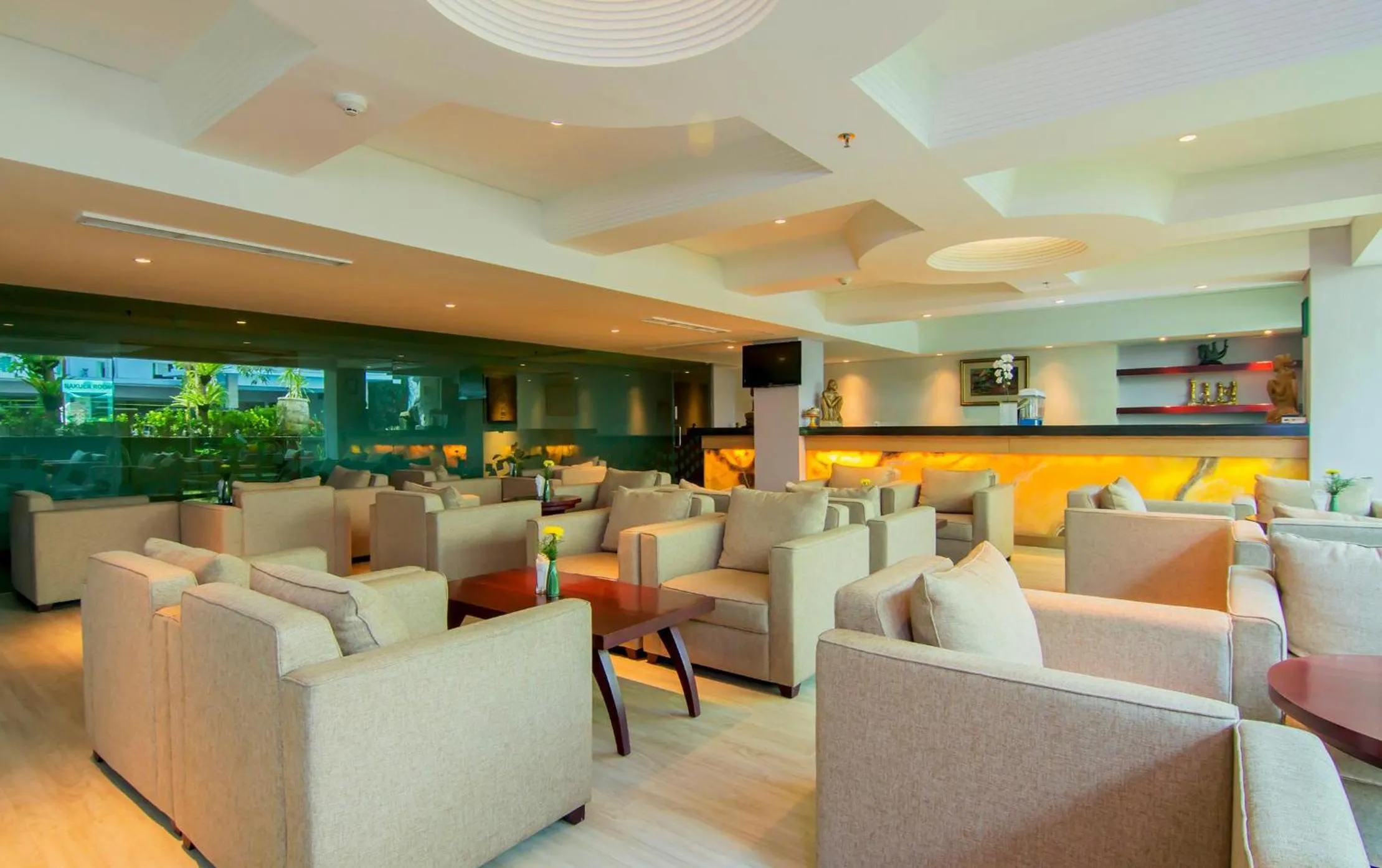 Restaurant/places to eat in Bintang Kuta Hotel