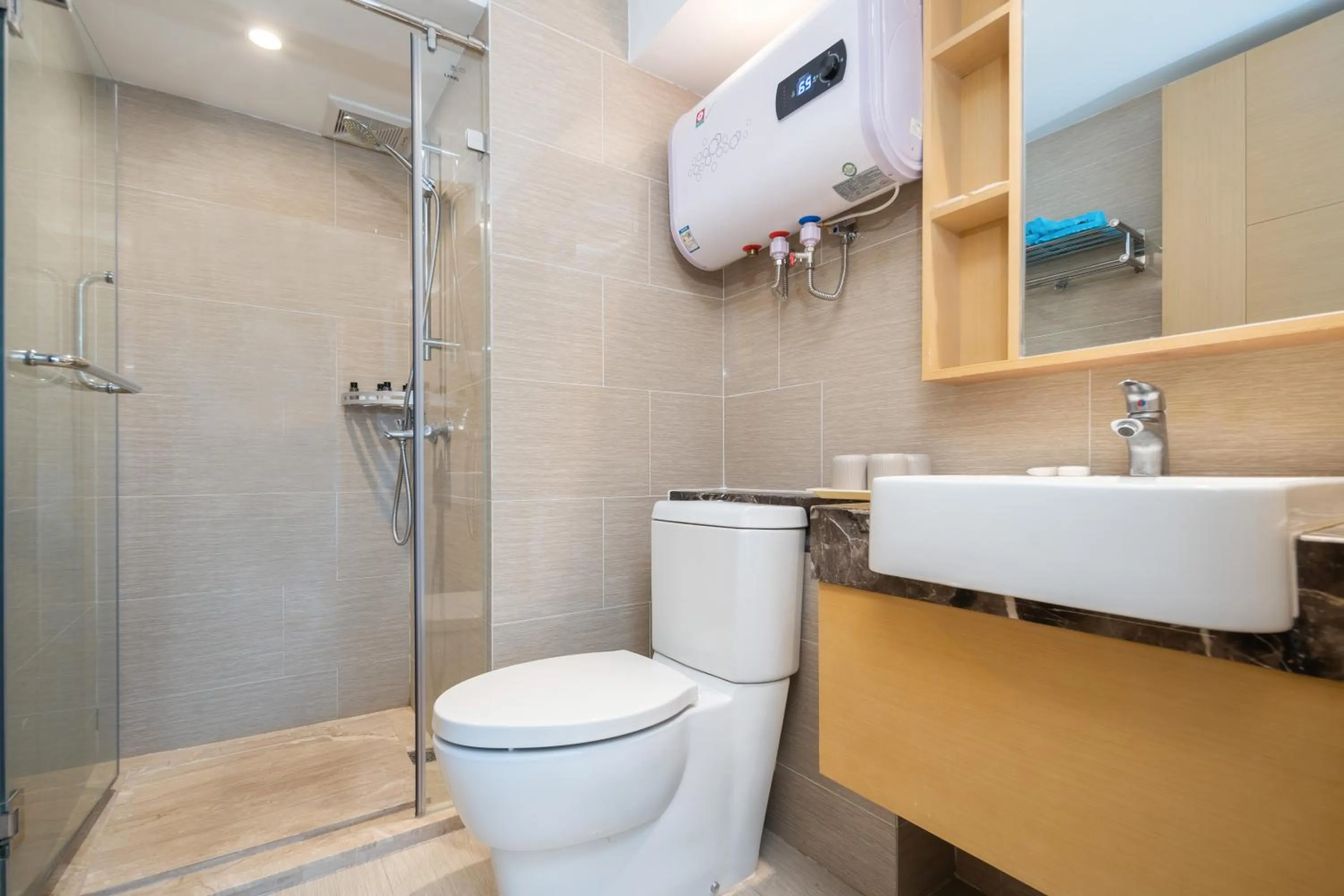 Toilet in Neal Yat Seaview Apartment Haitang Bay Sanya