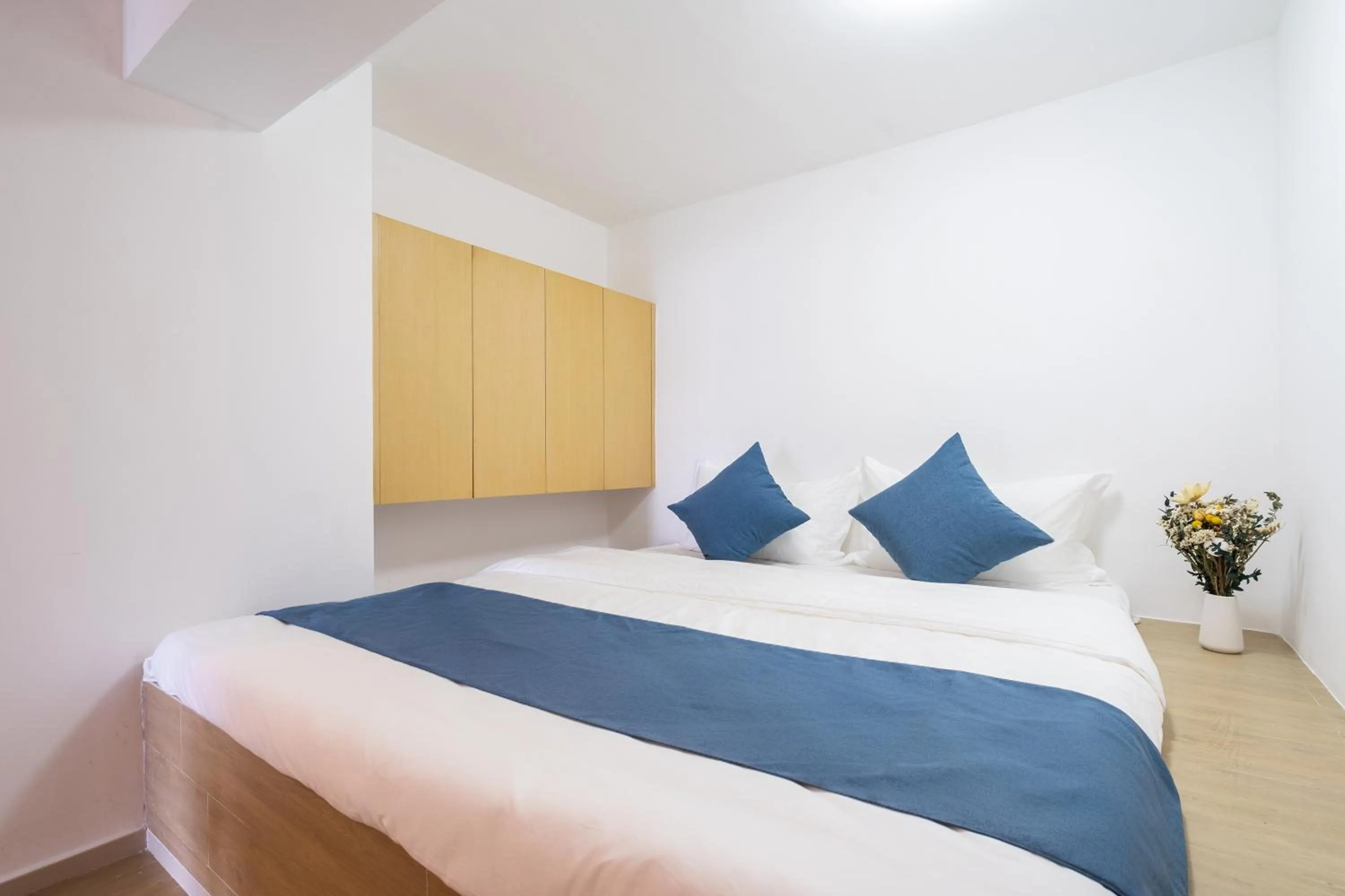 Bedroom, Bed in Neal Yat Seaview Apartment Haitang Bay Sanya