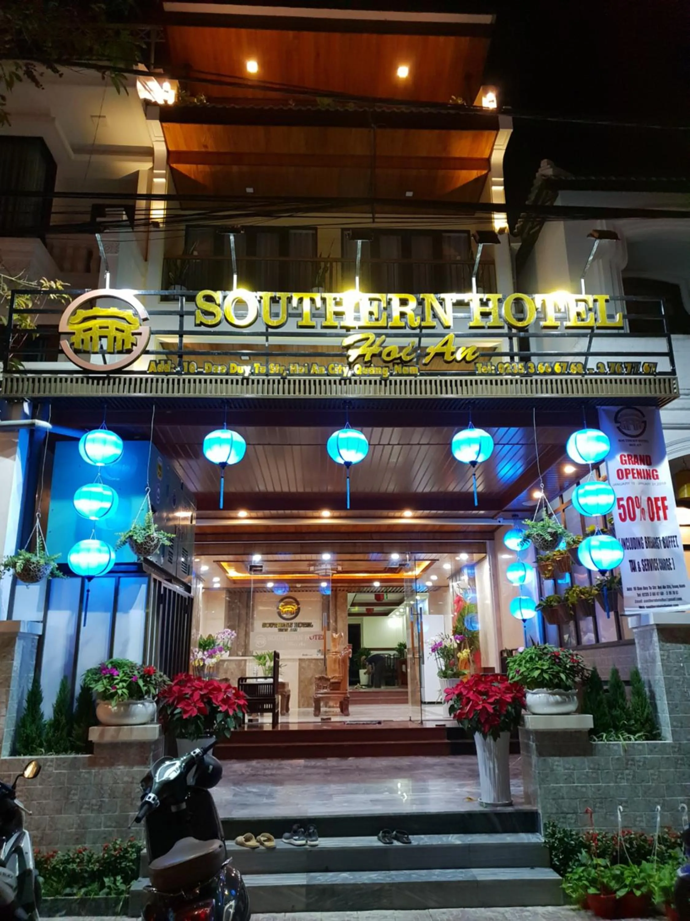 Facade/entrance in Southern Hotel Hoi An