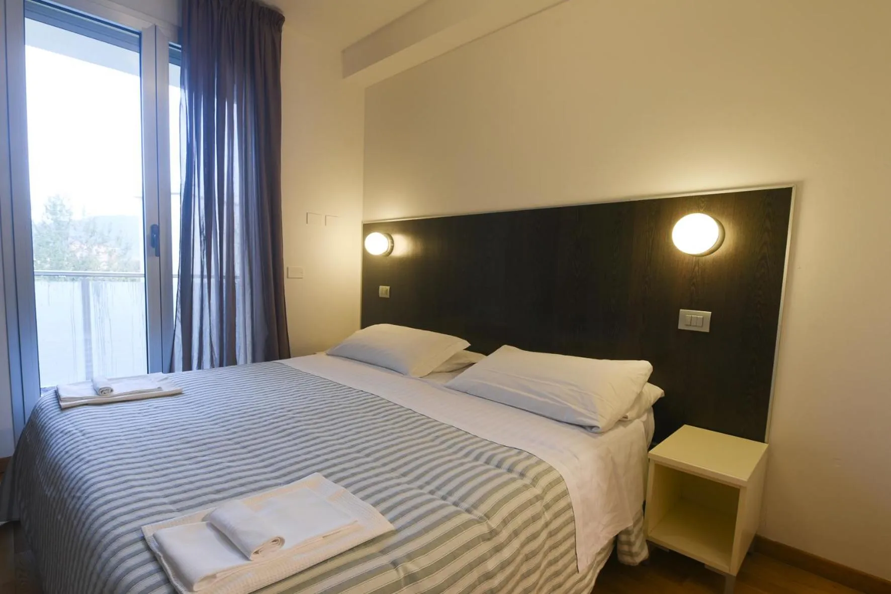 Photo of the whole room, Bed in Daglingegneri