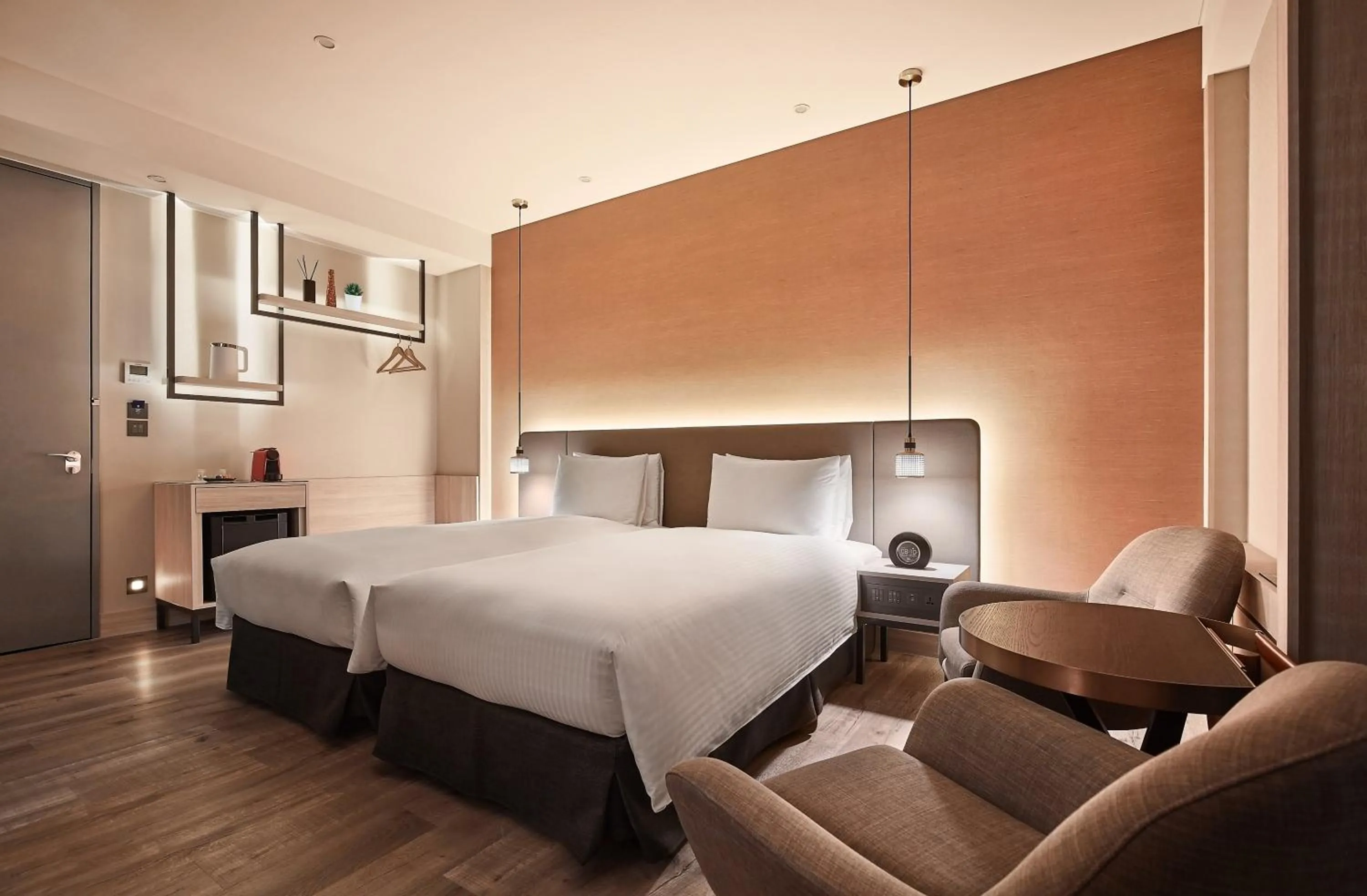 Premier Twin Room with City View in Parkview Taipei